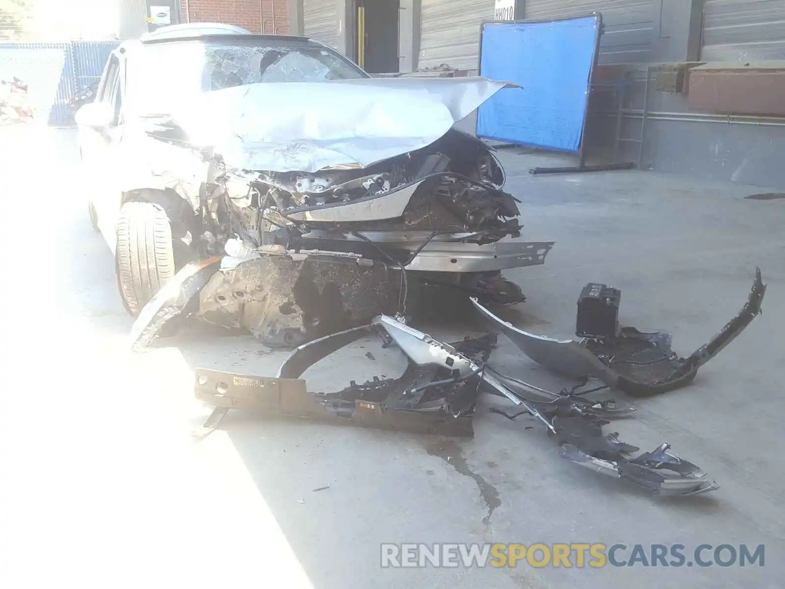 9 Photograph of a damaged car 4T1BZ1HK0KU030780 TOYOTA CAMRY 2019