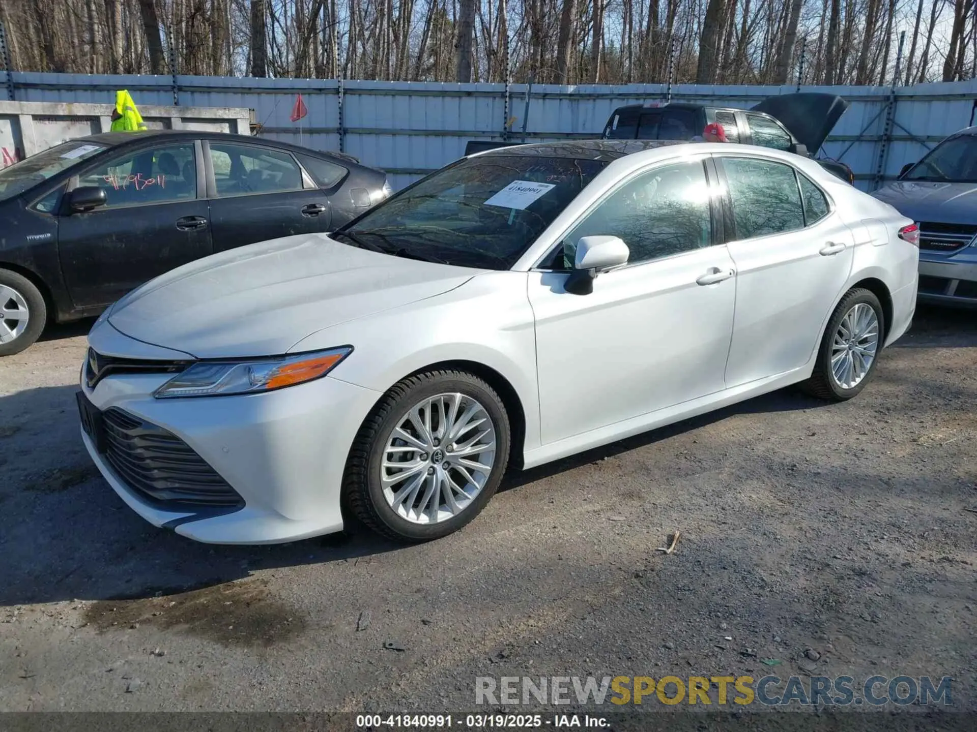 2 Photograph of a damaged car 4T1BZ1HK0KU507692 TOYOTA CAMRY 2019