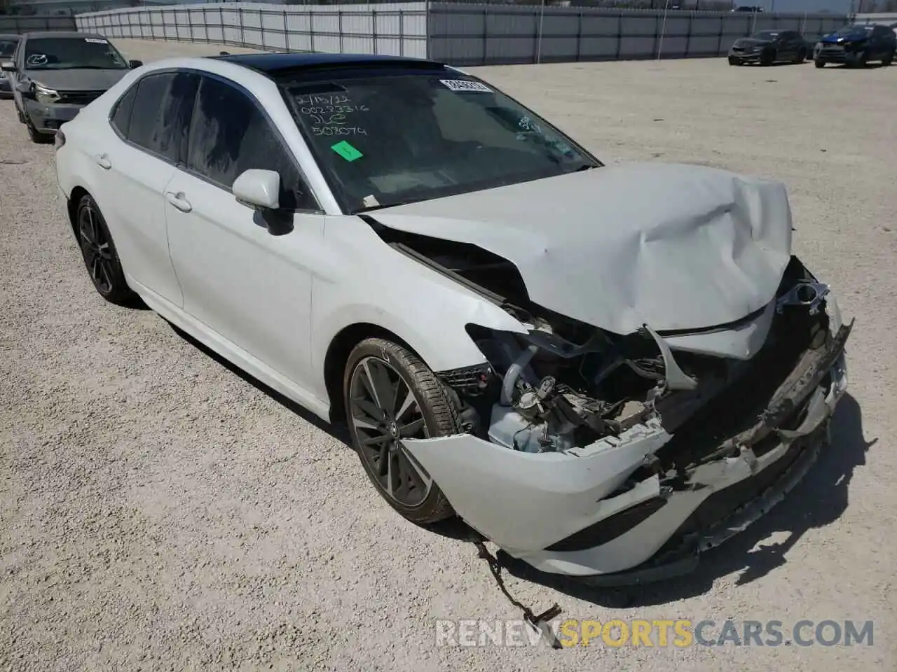 1 Photograph of a damaged car 4T1BZ1HK0KU508079 TOYOTA CAMRY 2019