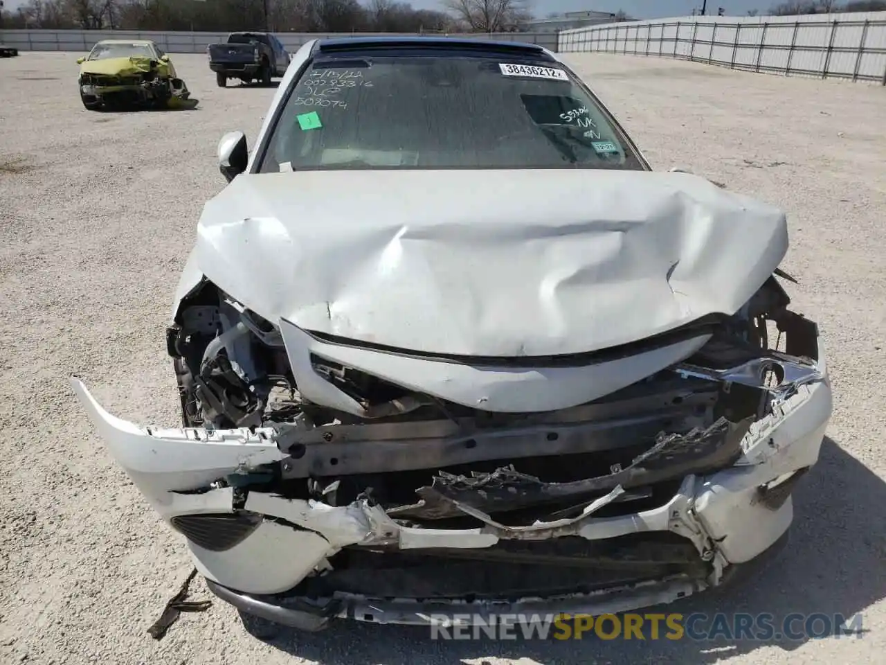 9 Photograph of a damaged car 4T1BZ1HK0KU508079 TOYOTA CAMRY 2019