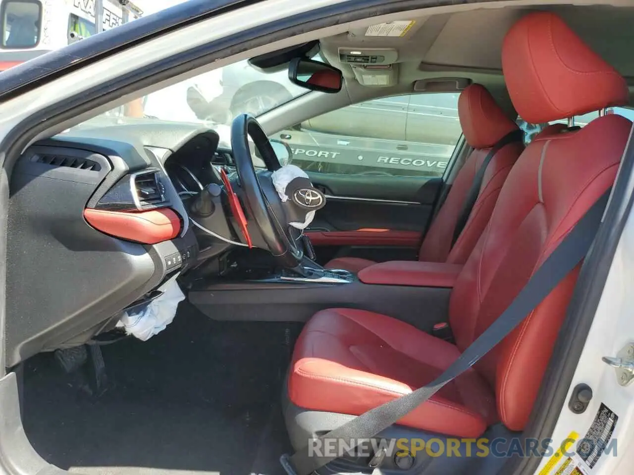 7 Photograph of a damaged car 4T1BZ1HK1KU022901 TOYOTA CAMRY 2019