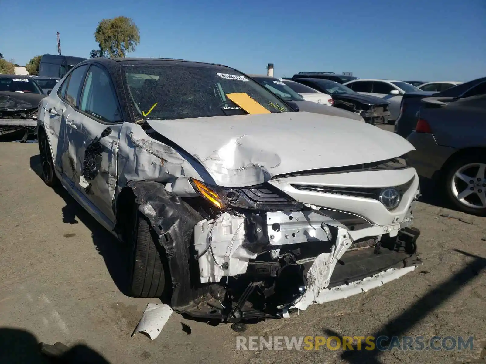 1 Photograph of a damaged car 4T1BZ1HK1KU024888 TOYOTA CAMRY 2019