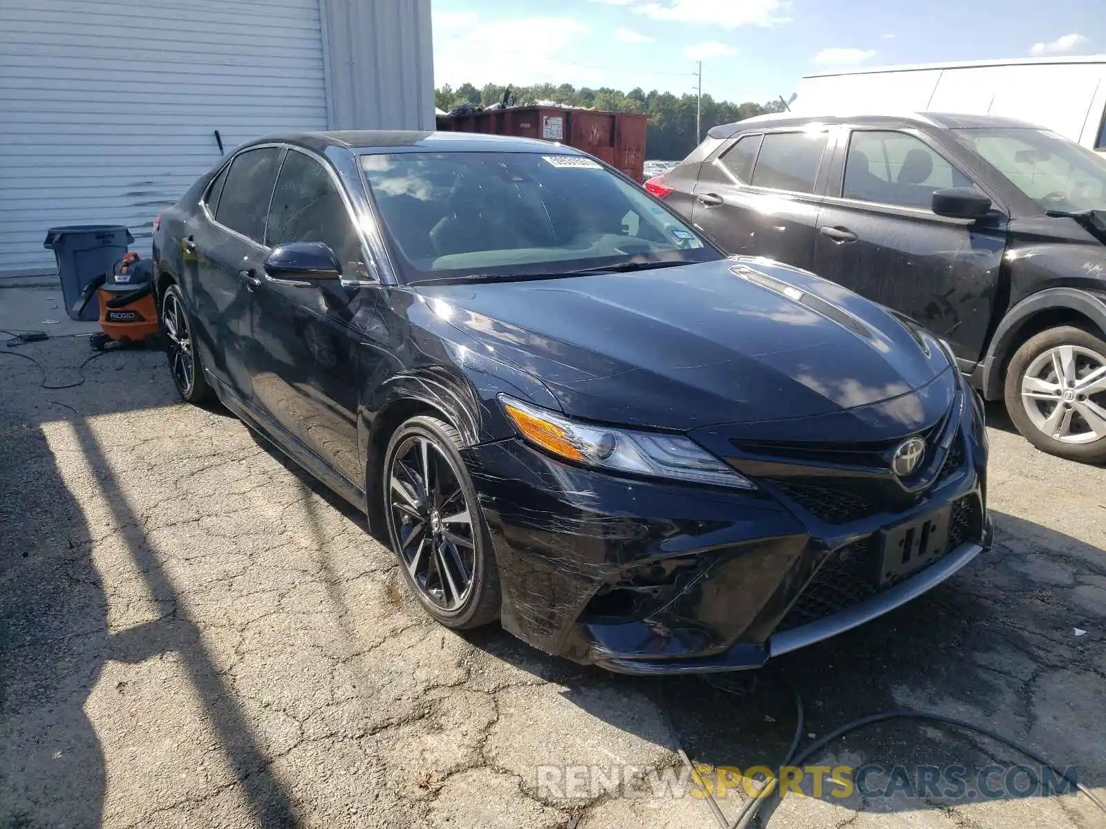 1 Photograph of a damaged car 4T1BZ1HK1KU027340 TOYOTA CAMRY 2019