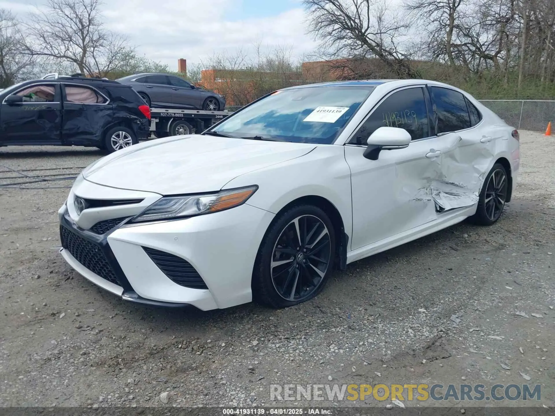 2 Photograph of a damaged car 4T1BZ1HK1KU508639 TOYOTA CAMRY 2019