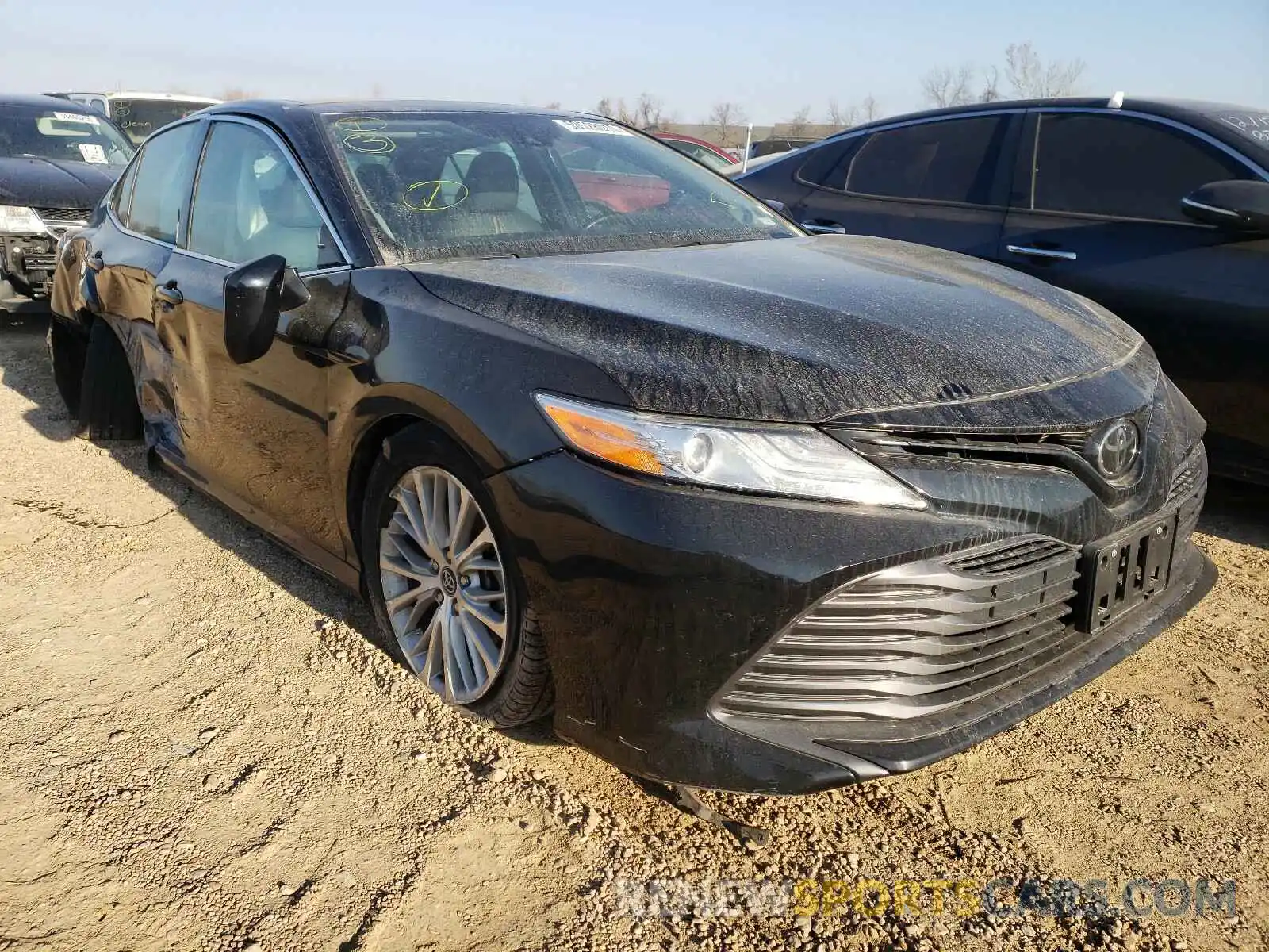 1 Photograph of a damaged car 4T1BZ1HK2KU022096 TOYOTA CAMRY 2019