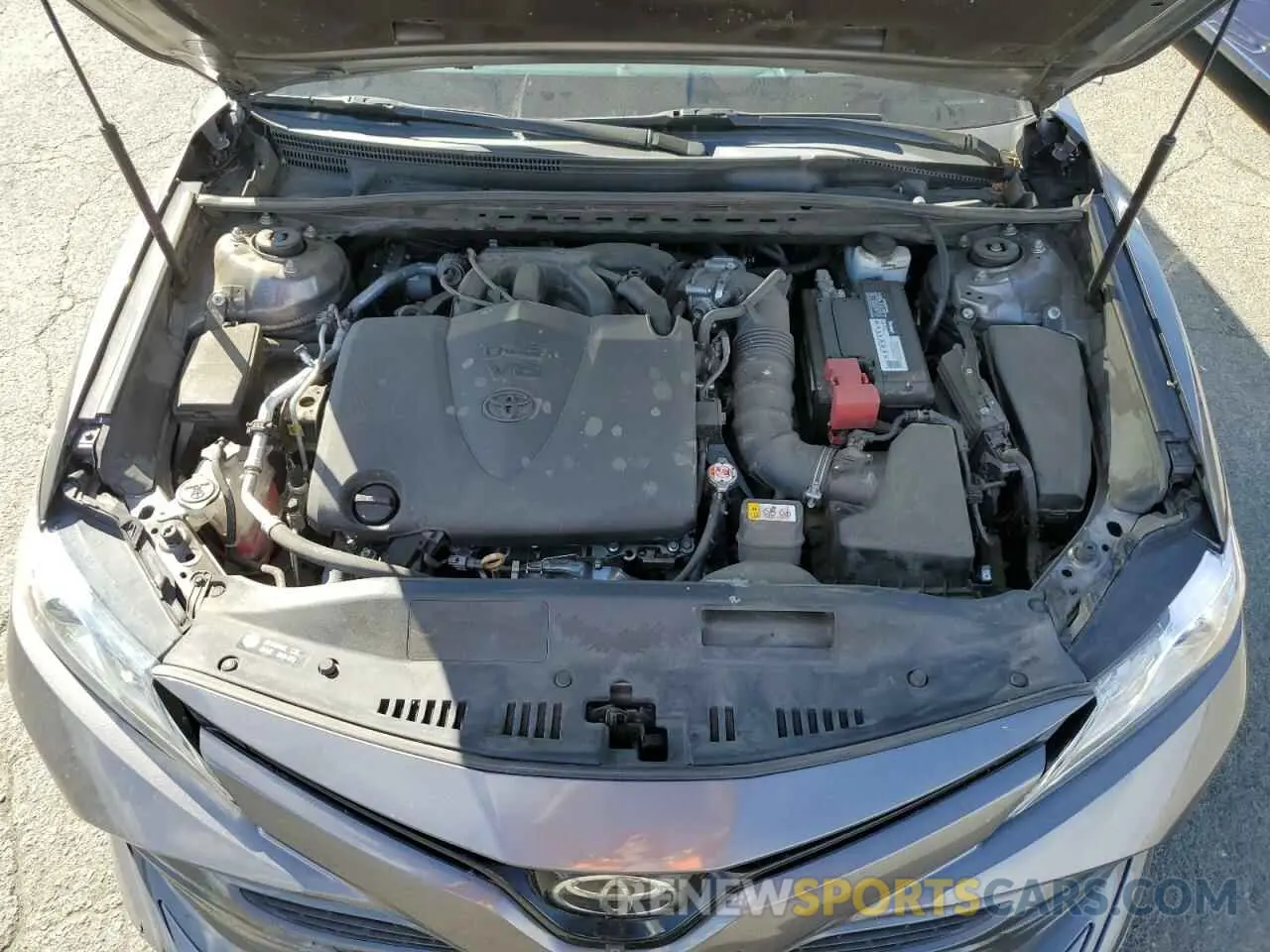 11 Photograph of a damaged car 4T1BZ1HK2KU022194 TOYOTA CAMRY 2019