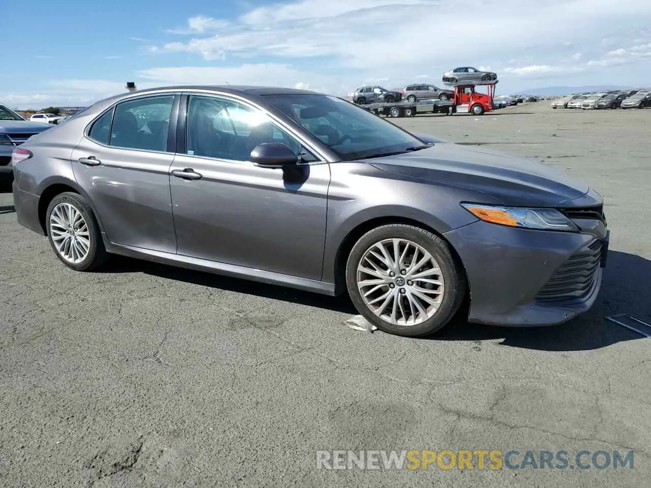 4 Photograph of a damaged car 4T1BZ1HK2KU022194 TOYOTA CAMRY 2019