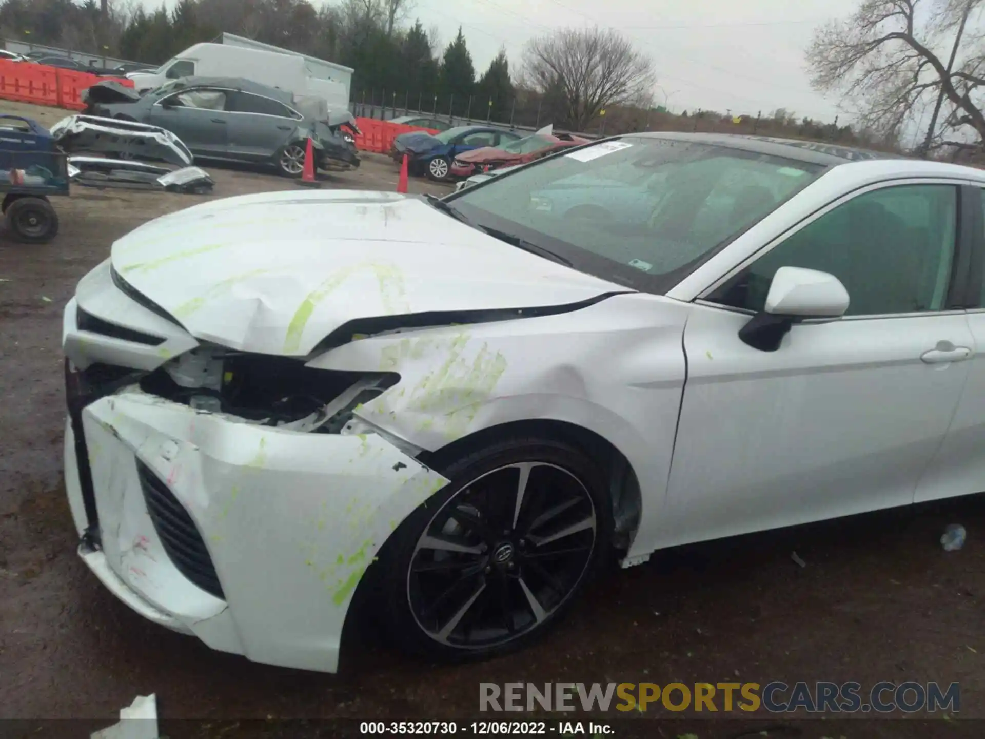 6 Photograph of a damaged car 4T1BZ1HK2KU027797 TOYOTA CAMRY 2019