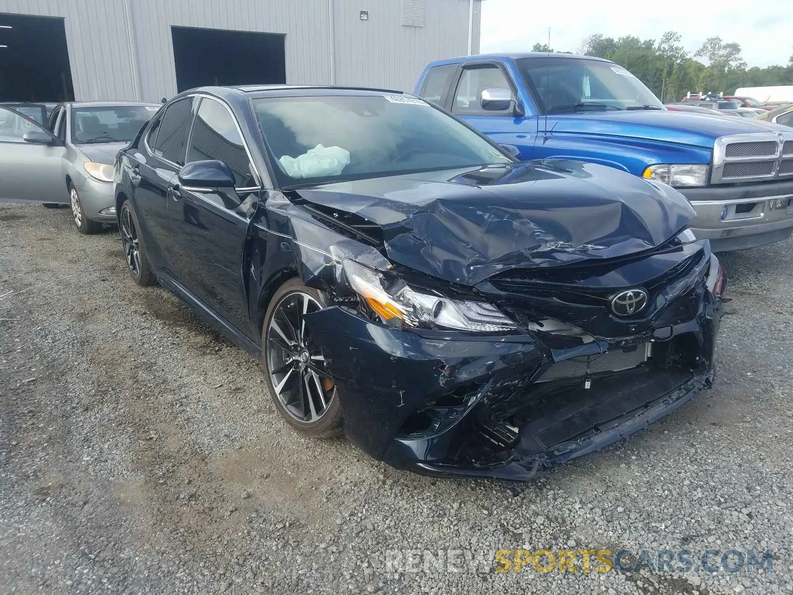 1 Photograph of a damaged car 4T1BZ1HK2KU028819 TOYOTA CAMRY 2019