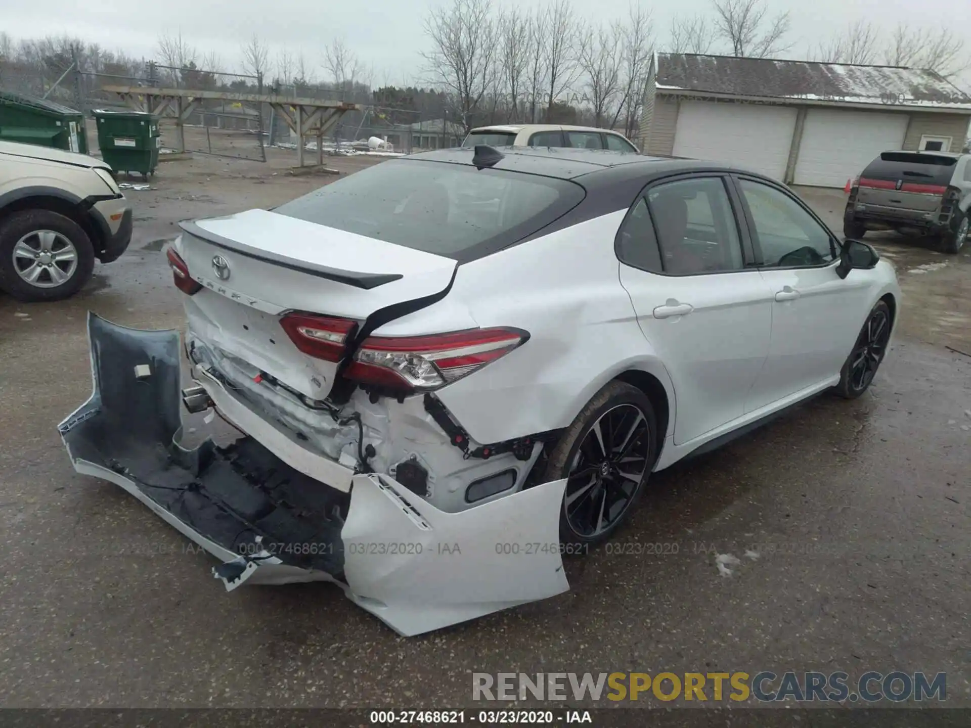 4 Photograph of a damaged car 4T1BZ1HK2KU029209 TOYOTA CAMRY 2019