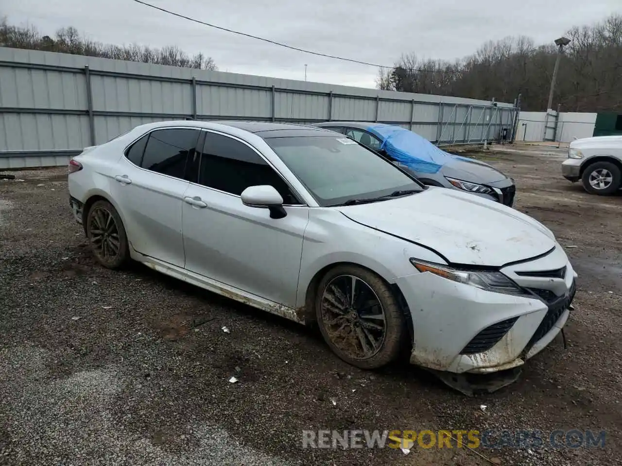 4 Photograph of a damaged car 4T1BZ1HK3KU026609 TOYOTA CAMRY 2019