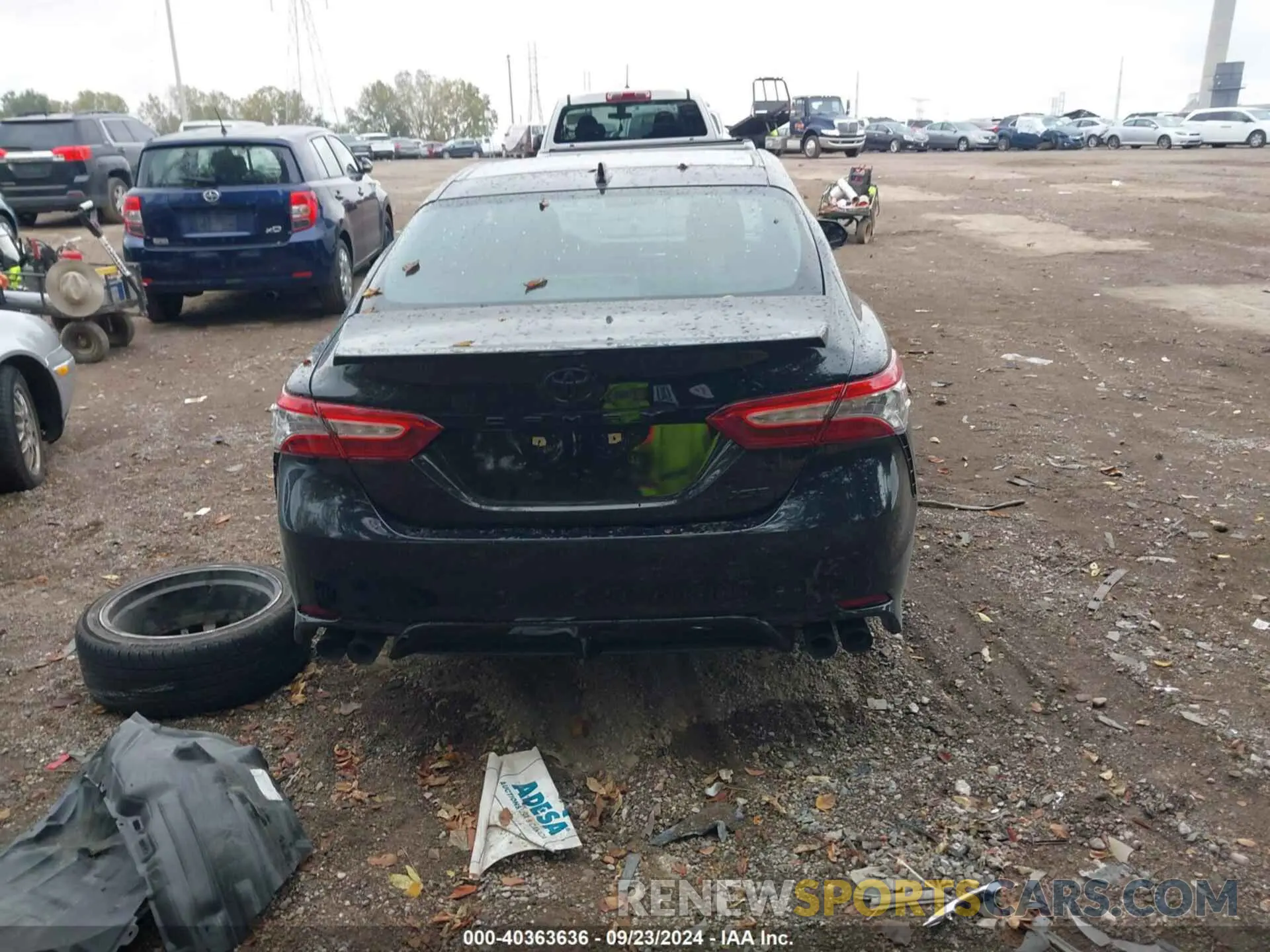 16 Photograph of a damaged car 4T1BZ1HK3KU029302 TOYOTA CAMRY 2019