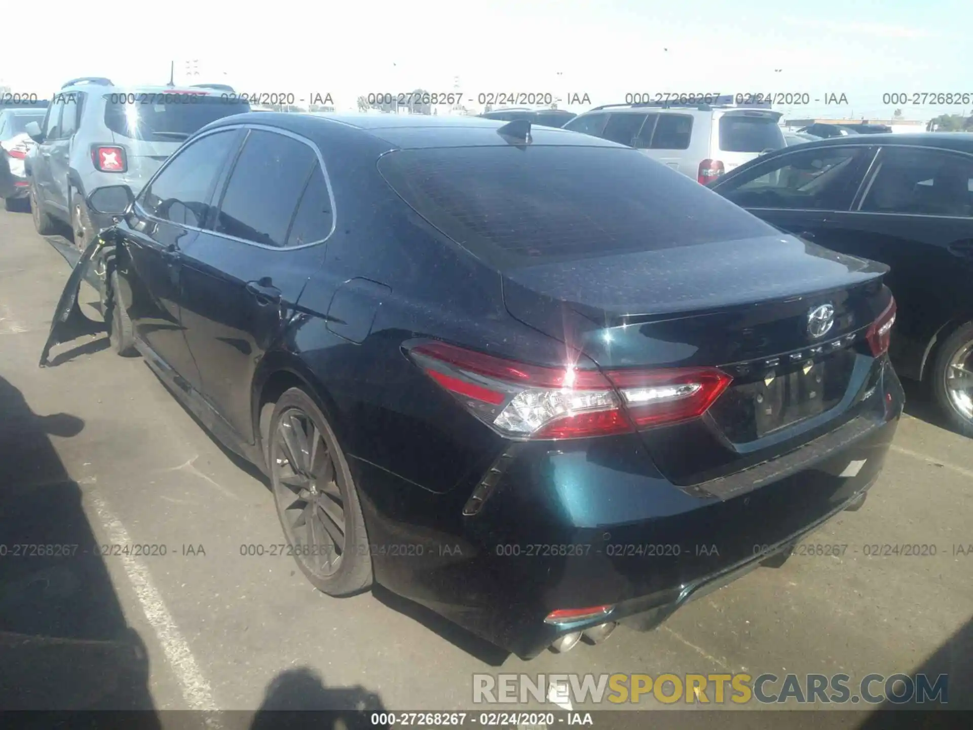 3 Photograph of a damaged car 4T1BZ1HK3KU509310 TOYOTA CAMRY 2019