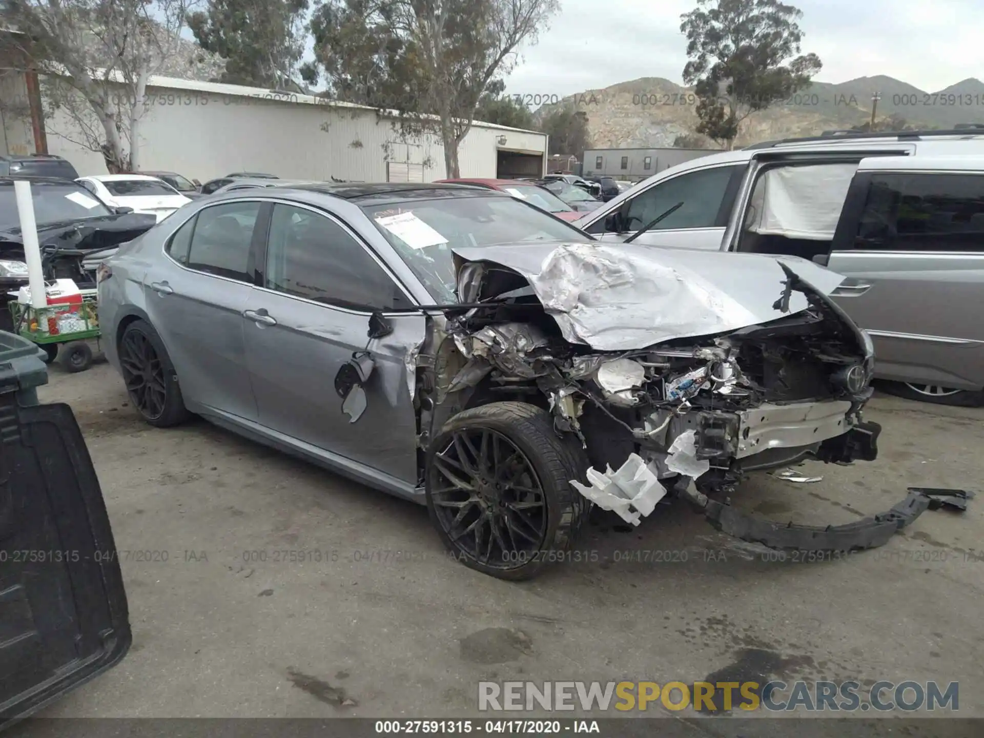 1 Photograph of a damaged car 4T1BZ1HK4KU022679 TOYOTA CAMRY 2019