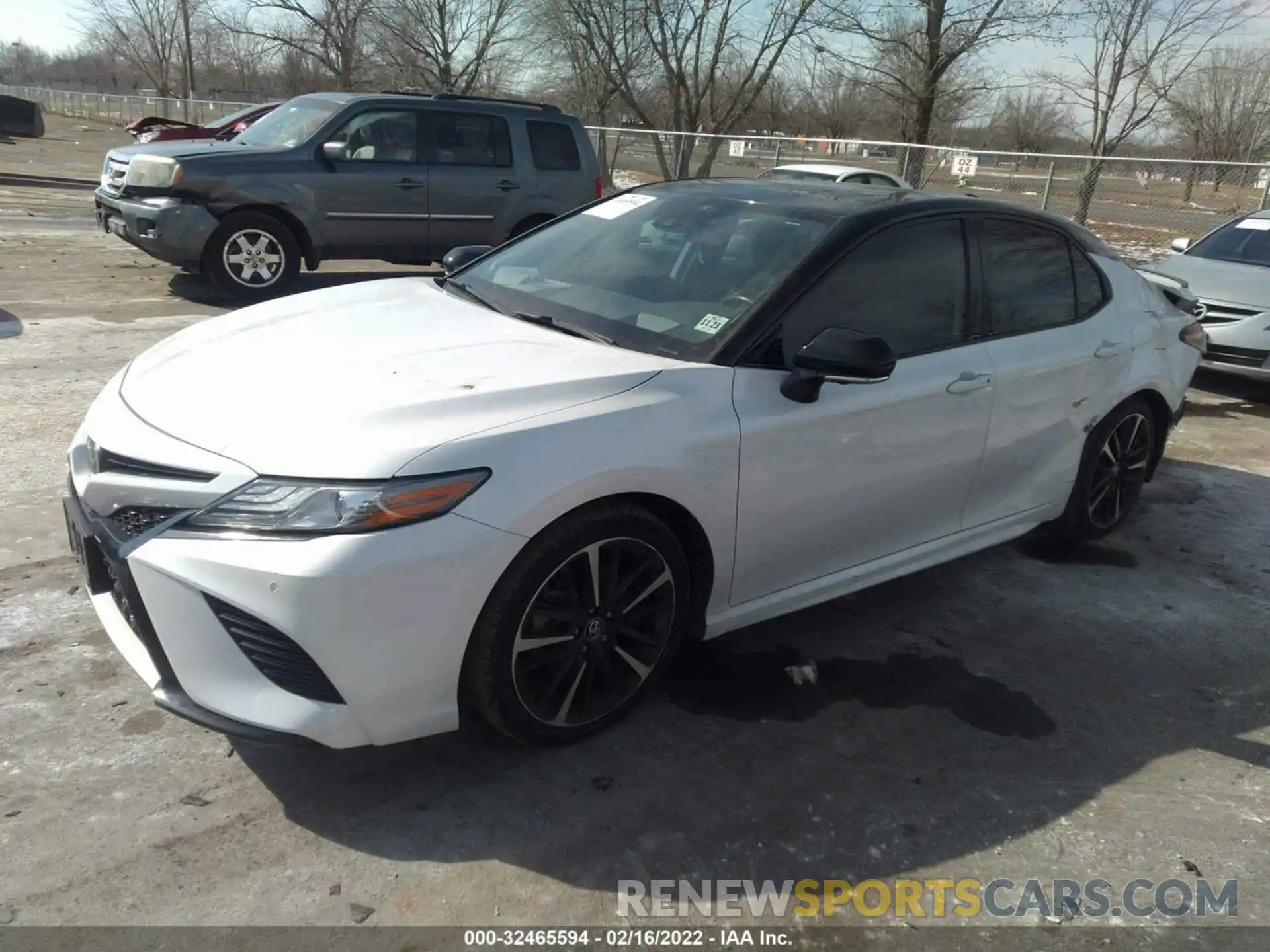 2 Photograph of a damaged car 4T1BZ1HK4KU023251 TOYOTA CAMRY 2019