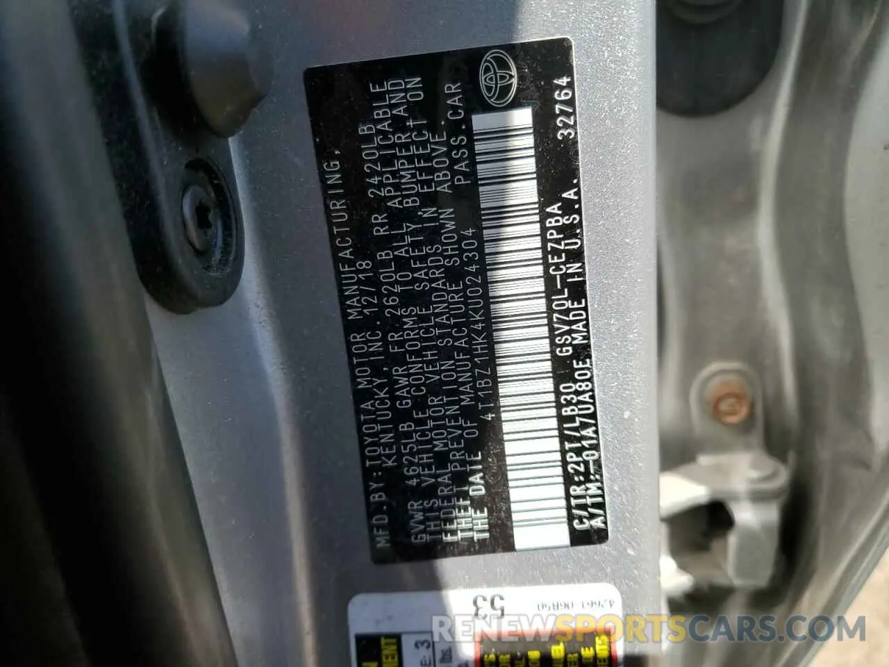 12 Photograph of a damaged car 4T1BZ1HK4KU024304 TOYOTA CAMRY 2019