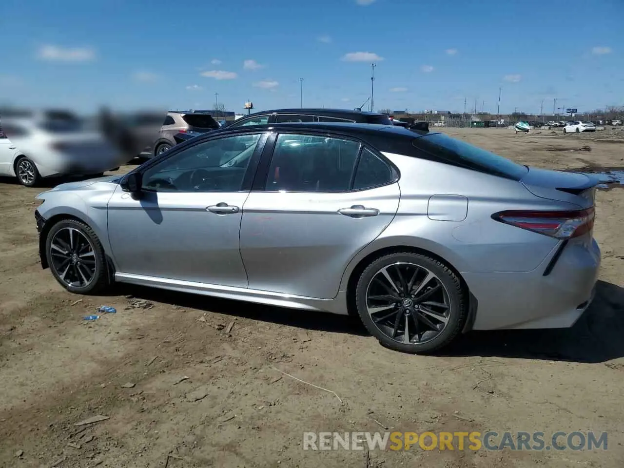 2 Photograph of a damaged car 4T1BZ1HK4KU024304 TOYOTA CAMRY 2019