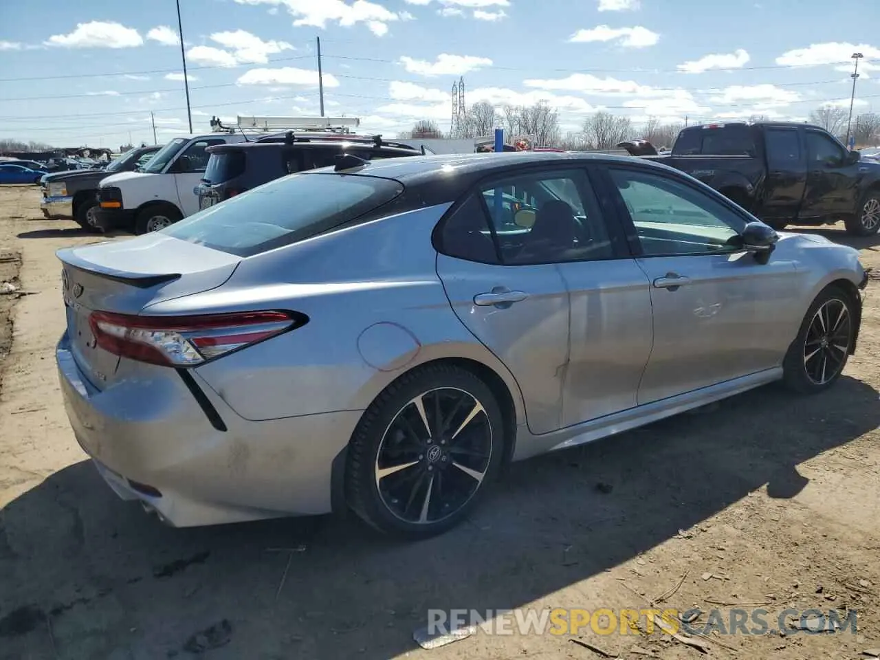 3 Photograph of a damaged car 4T1BZ1HK4KU024304 TOYOTA CAMRY 2019