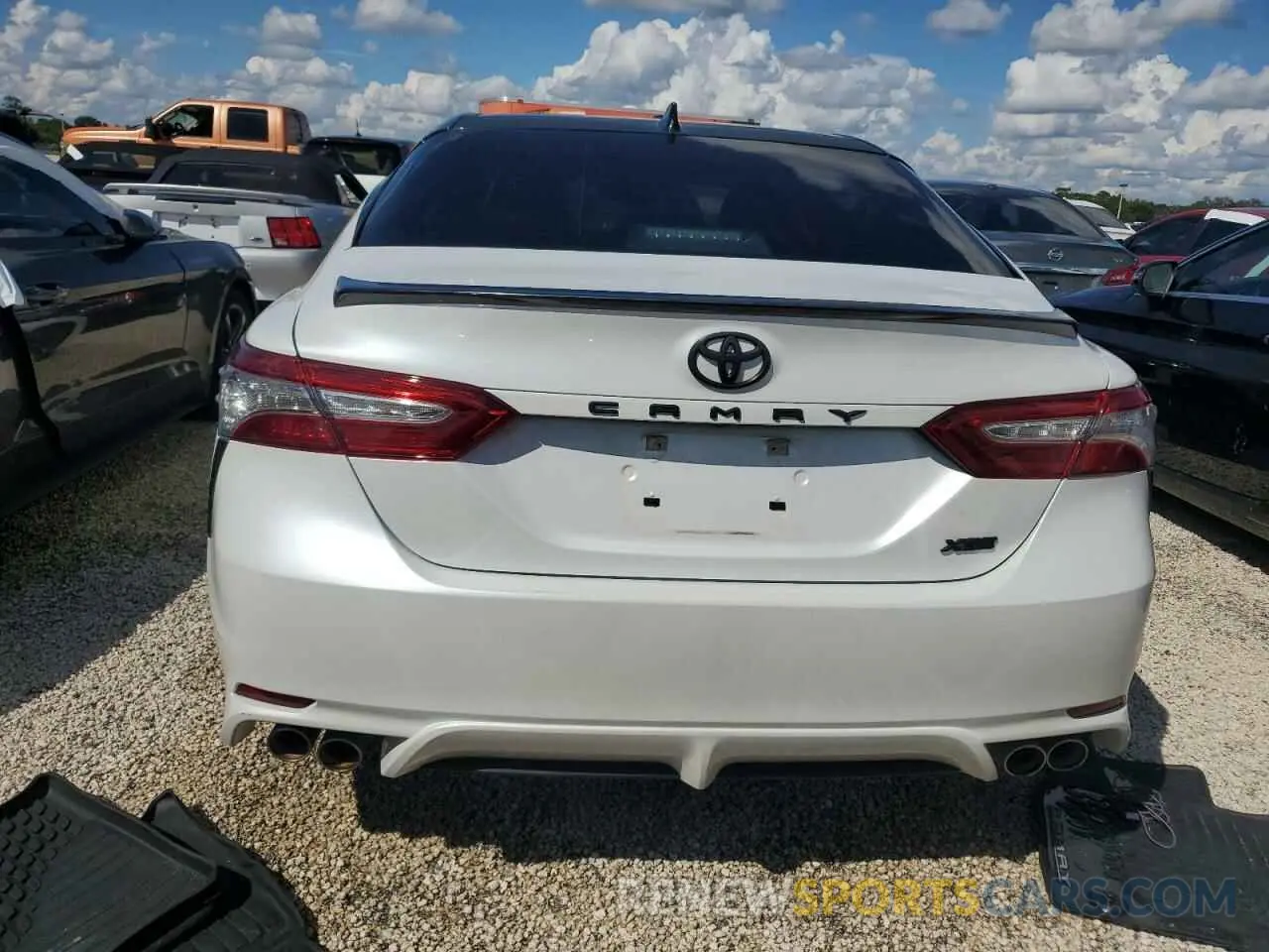 6 Photograph of a damaged car 4T1BZ1HK4KU024450 TOYOTA CAMRY 2019