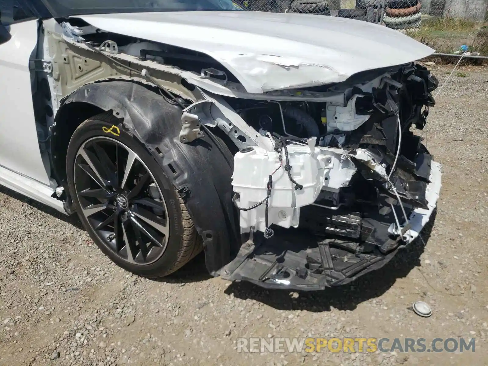 9 Photograph of a damaged car 4T1BZ1HK4KU026313 TOYOTA CAMRY 2019