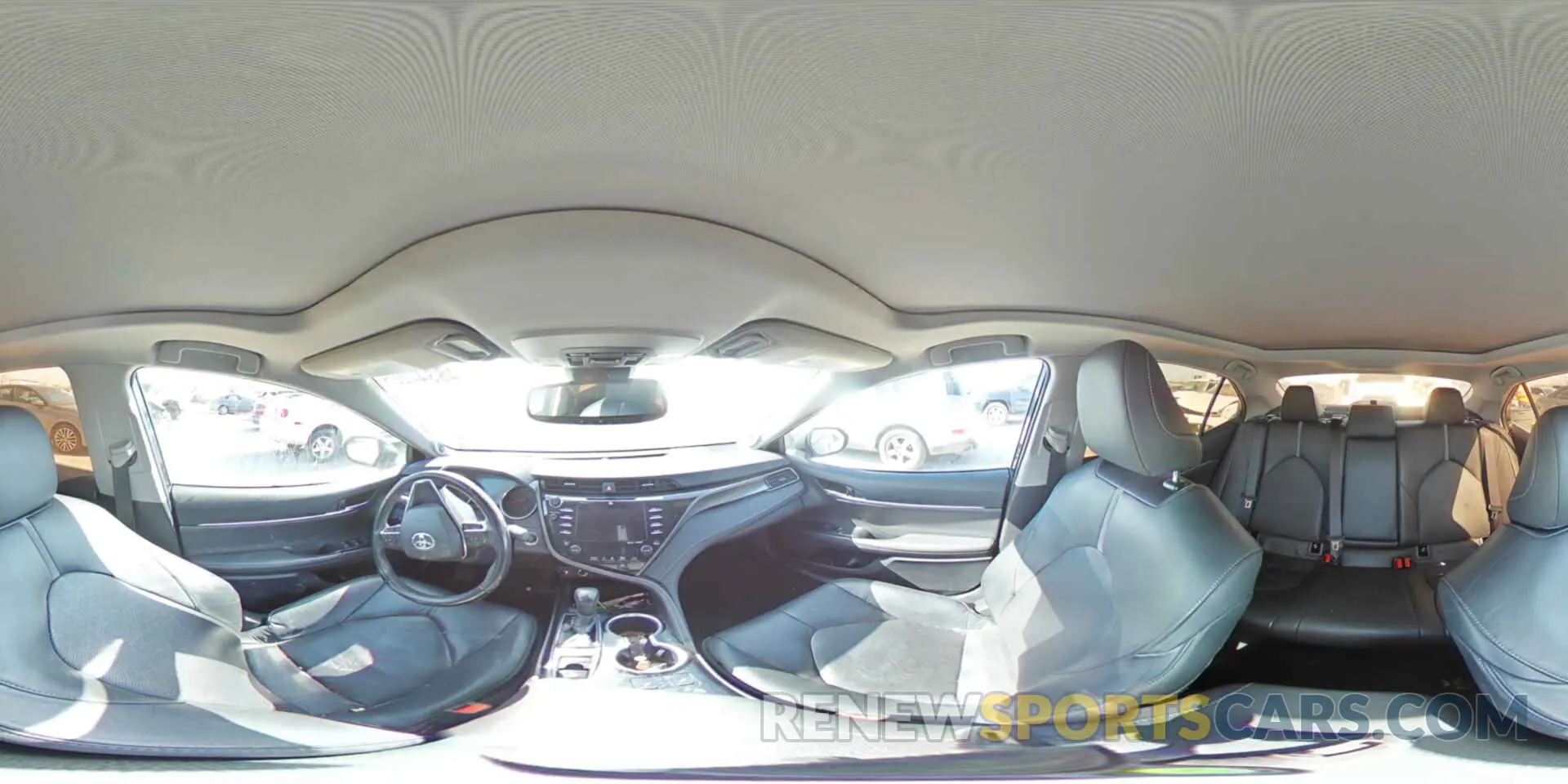 13 Photograph of a damaged car 4T1BZ1HK4KU030863 TOYOTA CAMRY 2019