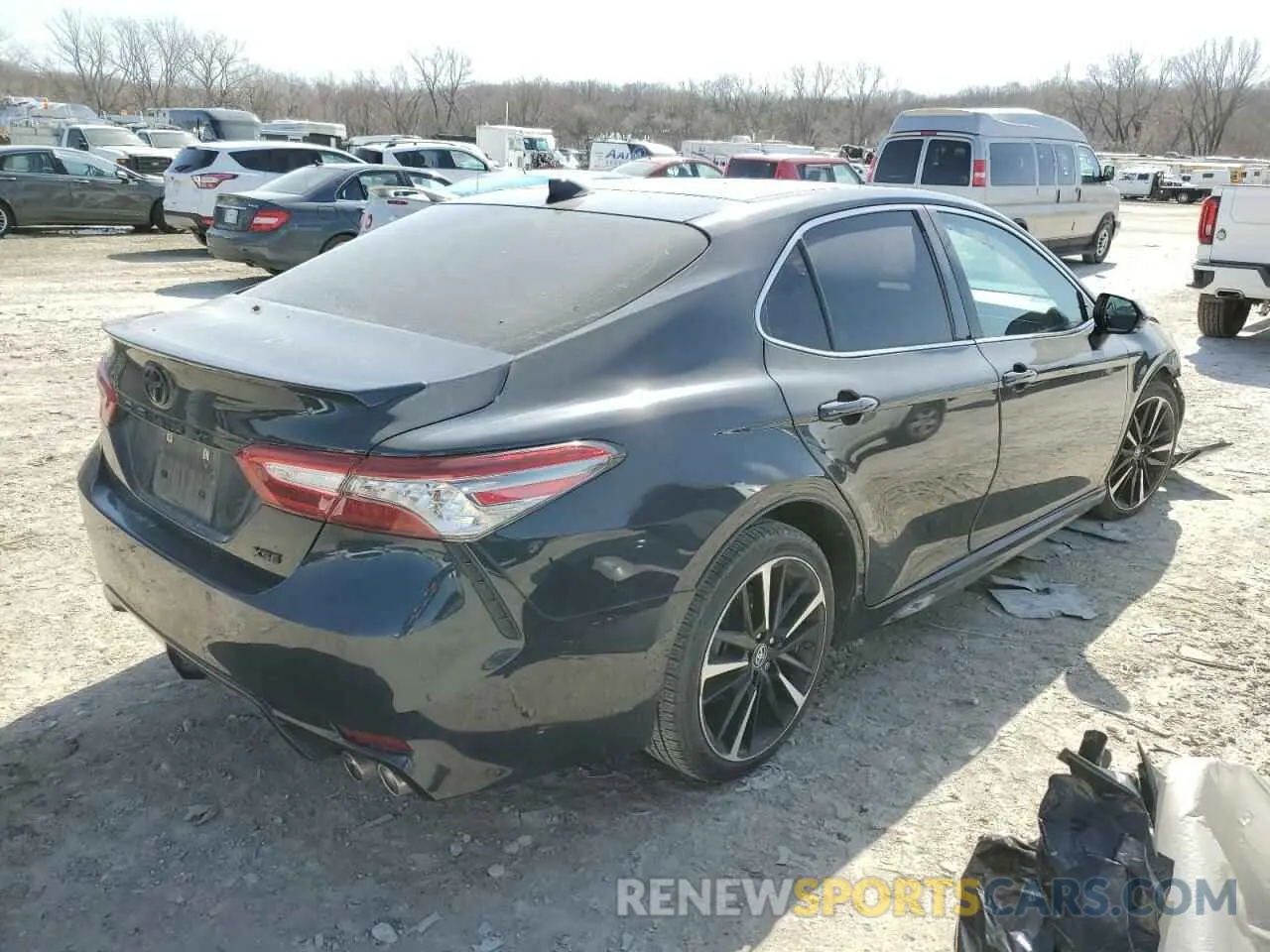 3 Photograph of a damaged car 4T1BZ1HK4KU030863 TOYOTA CAMRY 2019