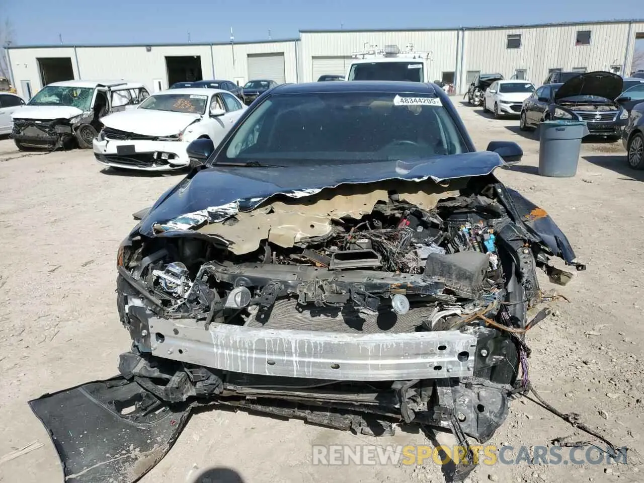 5 Photograph of a damaged car 4T1BZ1HK4KU030863 TOYOTA CAMRY 2019