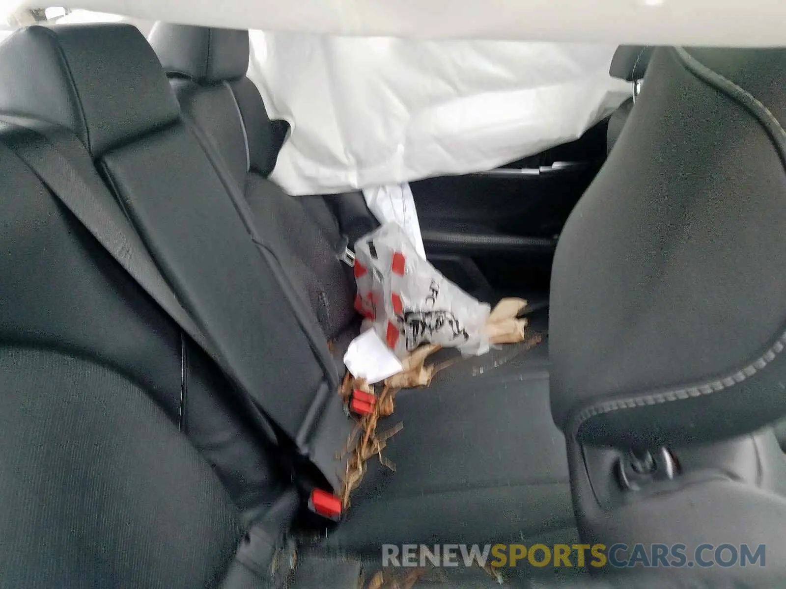 6 Photograph of a damaged car 4T1BZ1HK4KU032225 TOYOTA CAMRY 2019