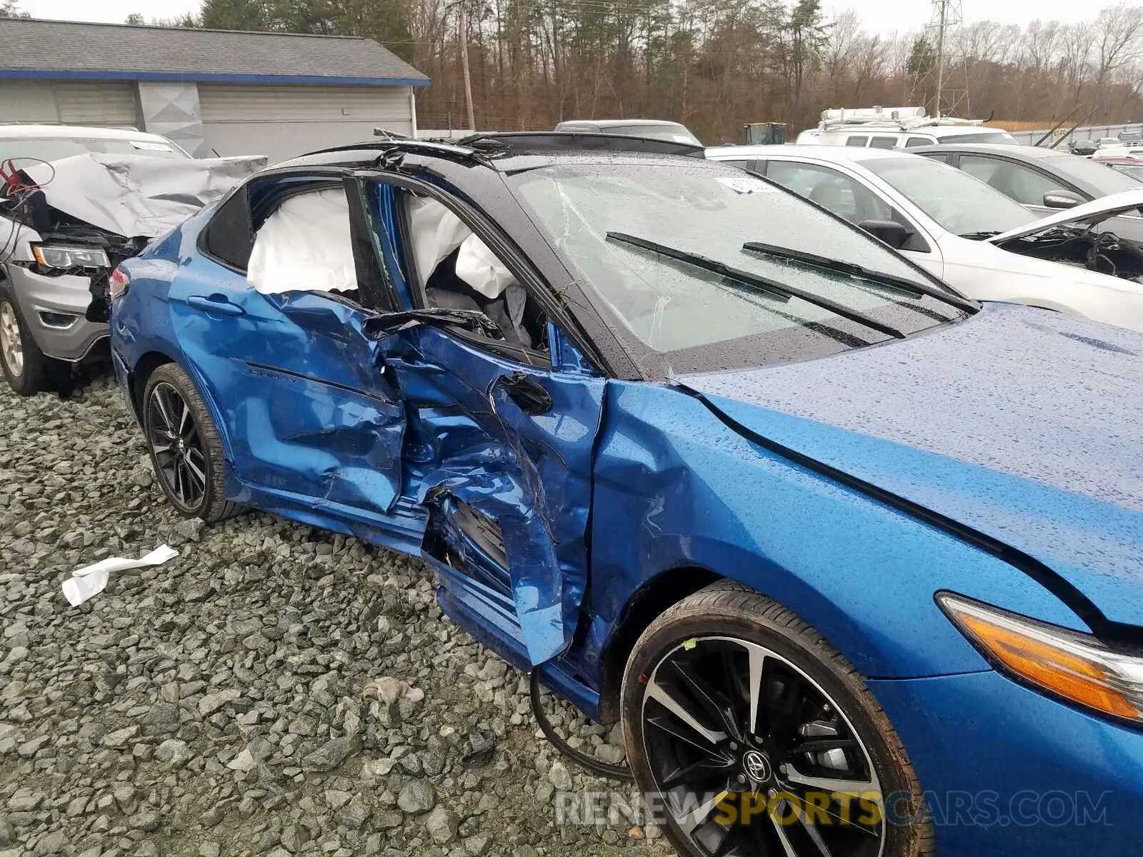 9 Photograph of a damaged car 4T1BZ1HK4KU032225 TOYOTA CAMRY 2019