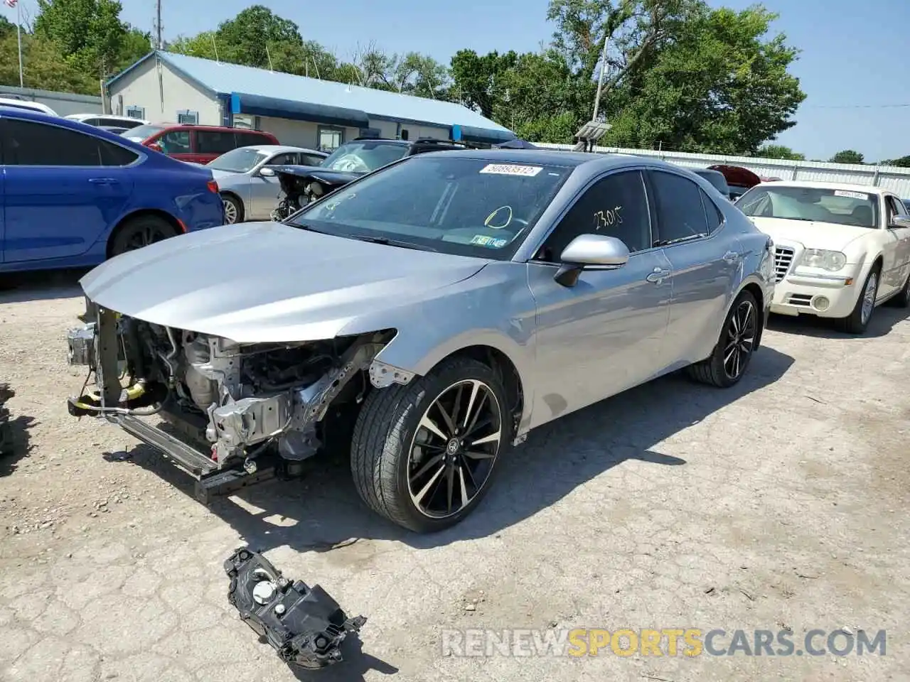 2 Photograph of a damaged car 4T1BZ1HK5KU022089 TOYOTA CAMRY 2019