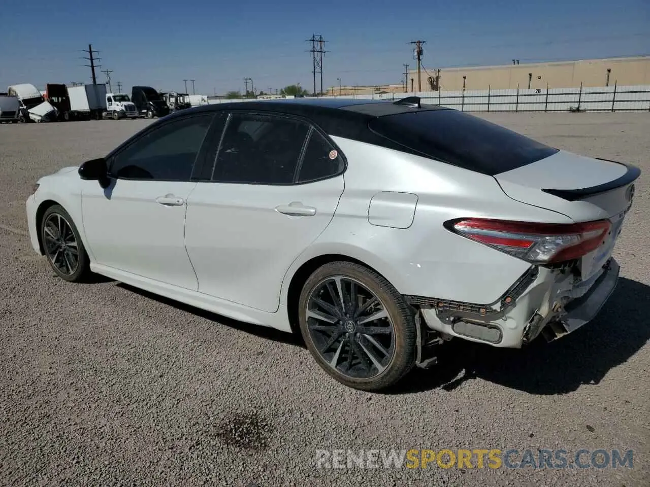 2 Photograph of a damaged car 4T1BZ1HK5KU024022 TOYOTA CAMRY 2019