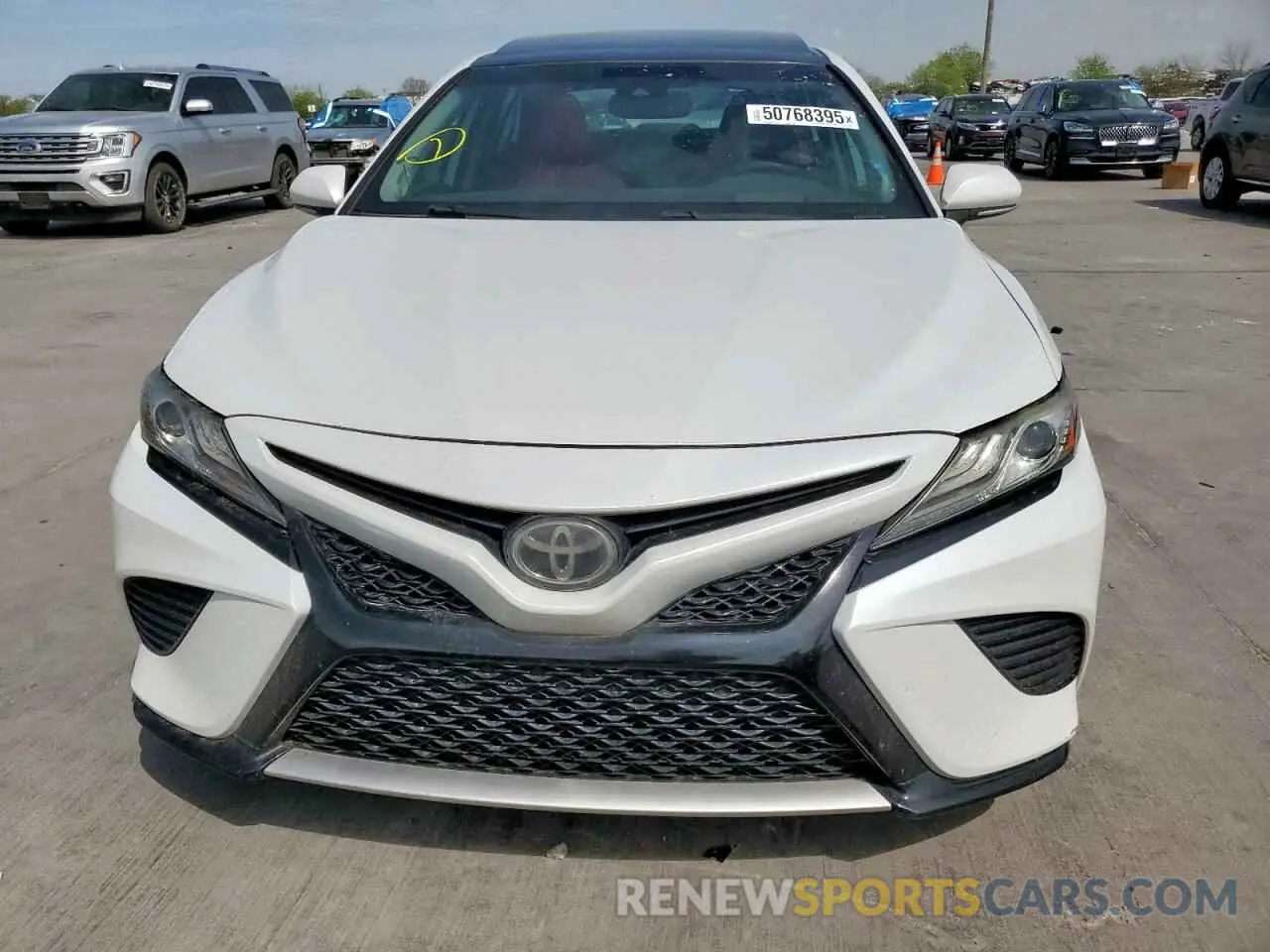5 Photograph of a damaged car 4T1BZ1HK5KU027244 TOYOTA CAMRY 2019