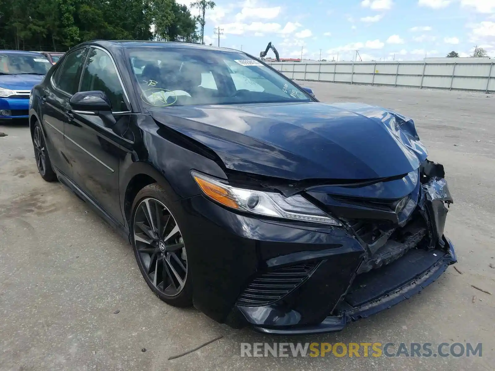 1 Photograph of a damaged car 4T1BZ1HK5KU028393 TOYOTA CAMRY 2019