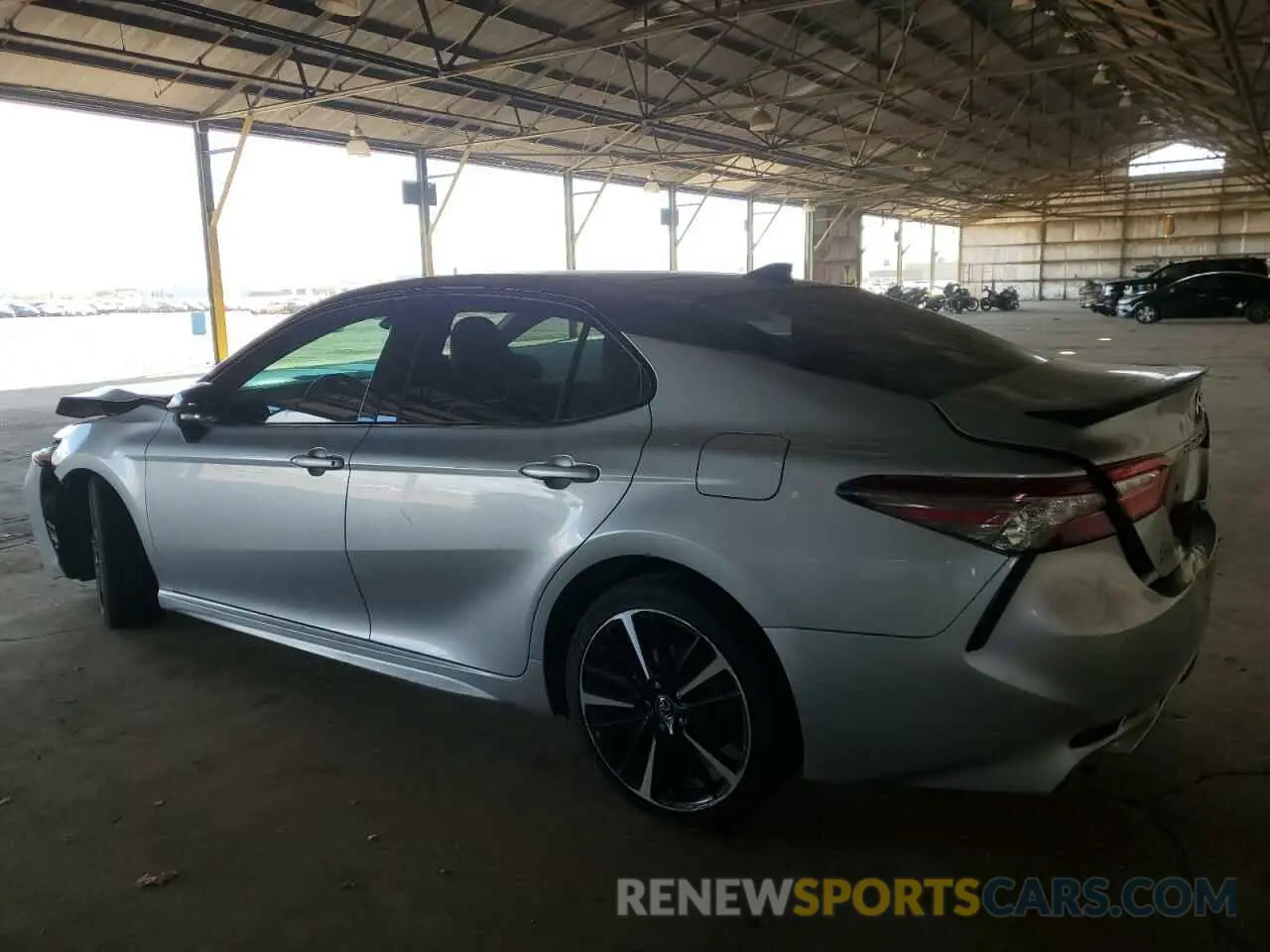 2 Photograph of a damaged car 4T1BZ1HK5KU030144 TOYOTA CAMRY 2019