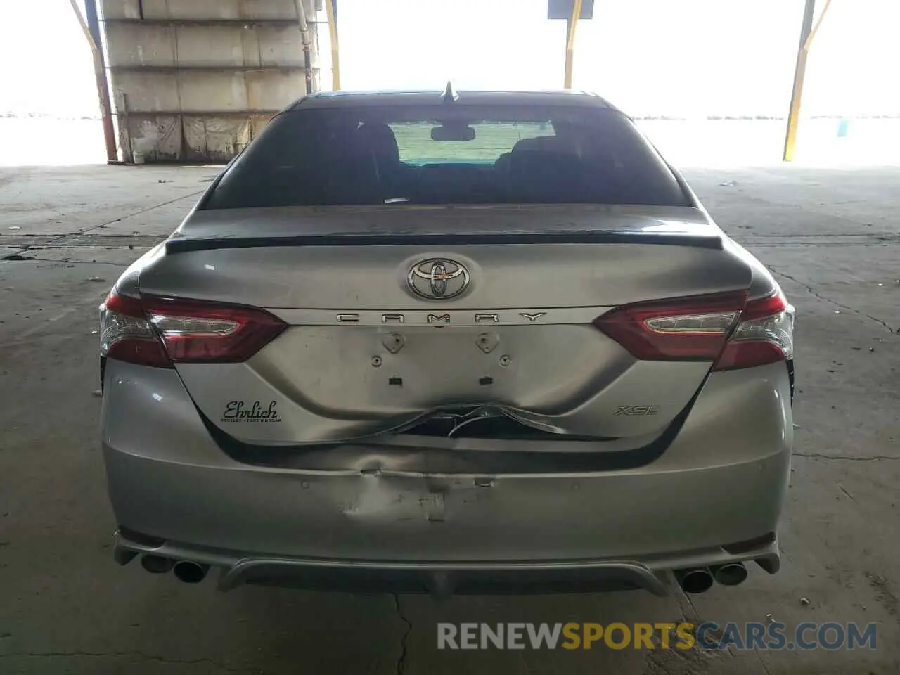 6 Photograph of a damaged car 4T1BZ1HK5KU030144 TOYOTA CAMRY 2019