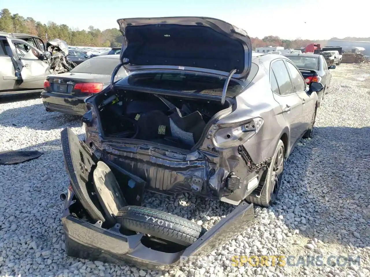 9 Photograph of a damaged car 4T1BZ1HK5KU030547 TOYOTA CAMRY 2019