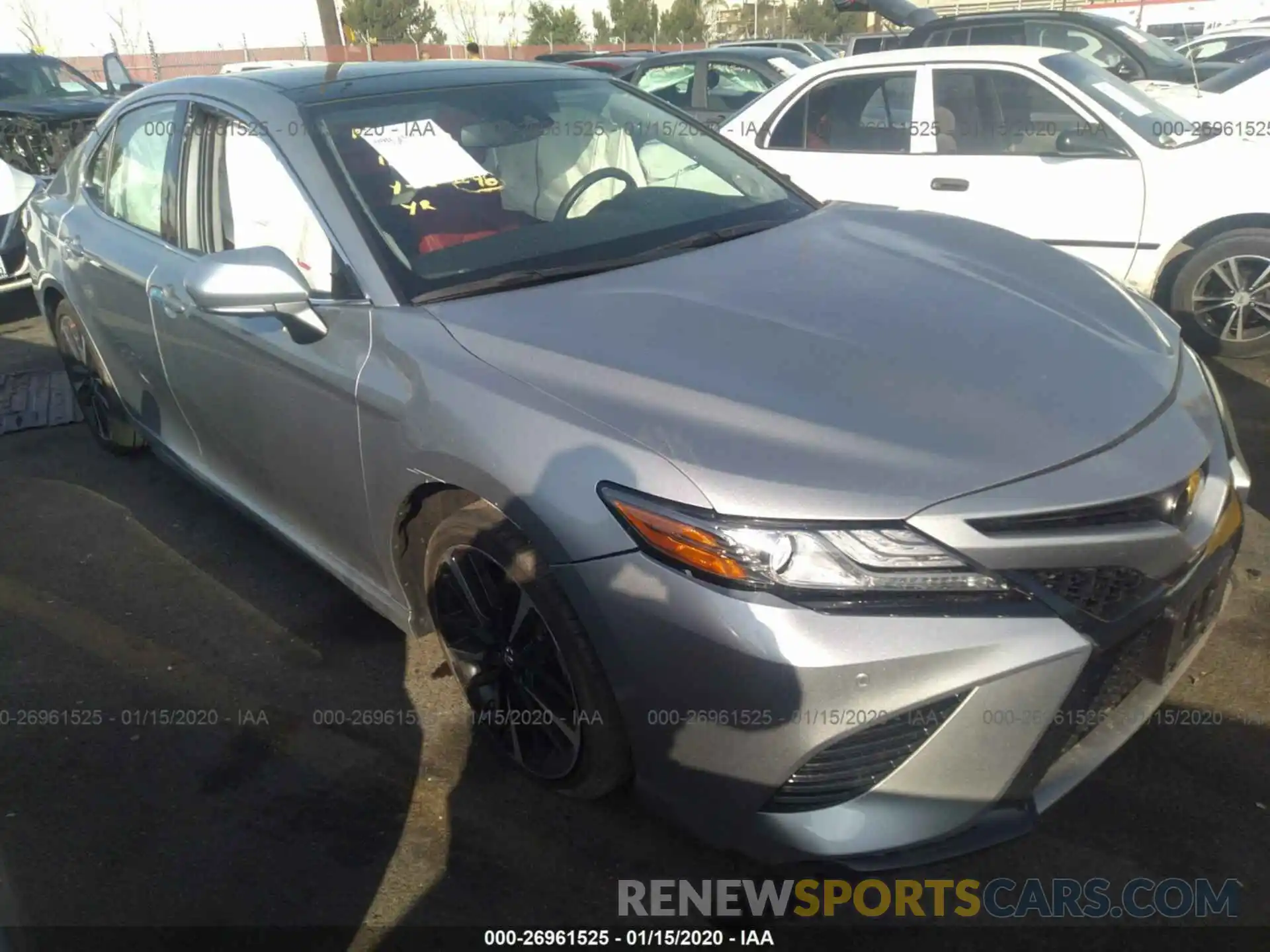 1 Photograph of a damaged car 4T1BZ1HK5KU507316 TOYOTA CAMRY 2019