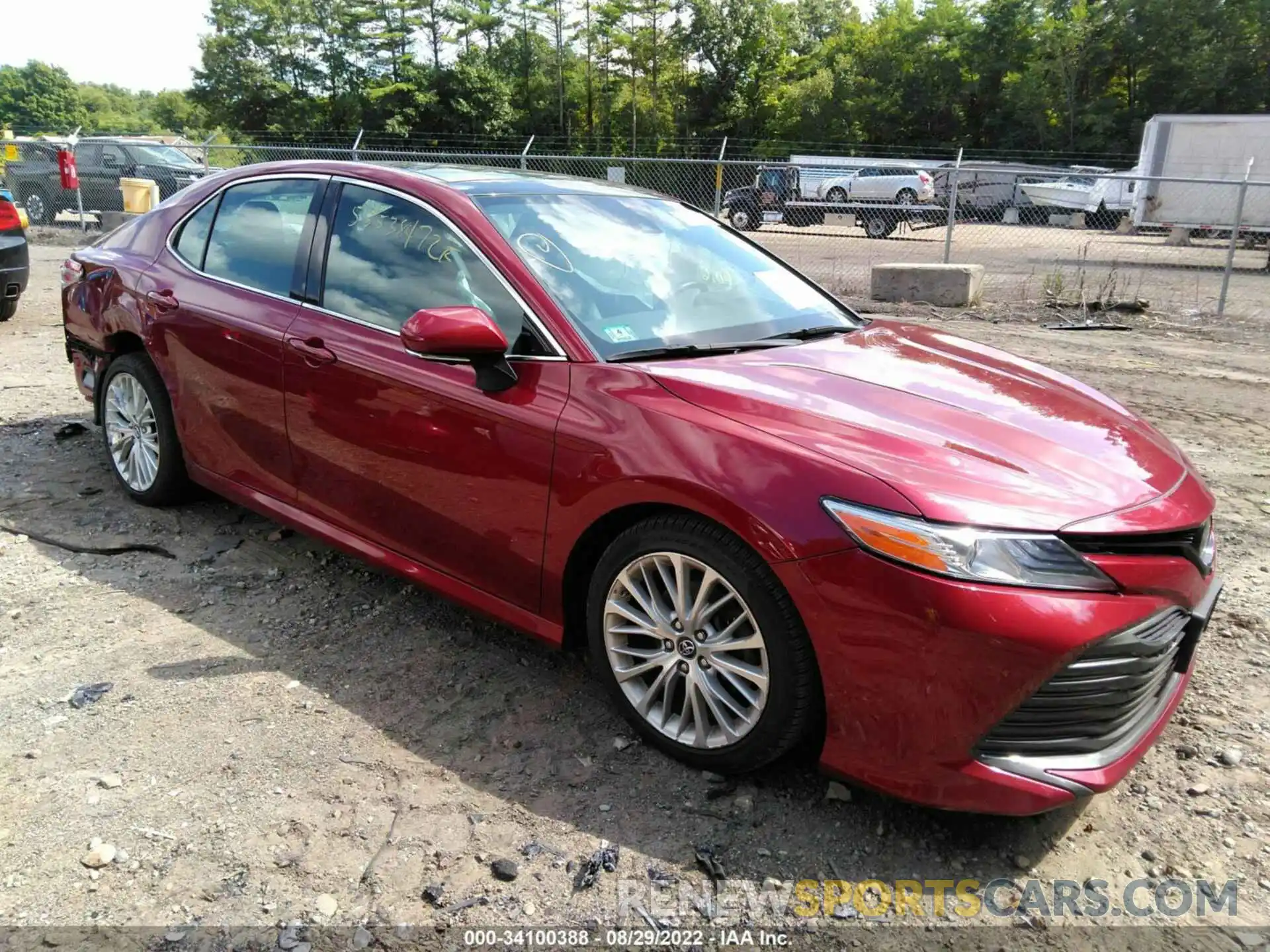 1 Photograph of a damaged car 4T1BZ1HK5KU507395 TOYOTA CAMRY 2019