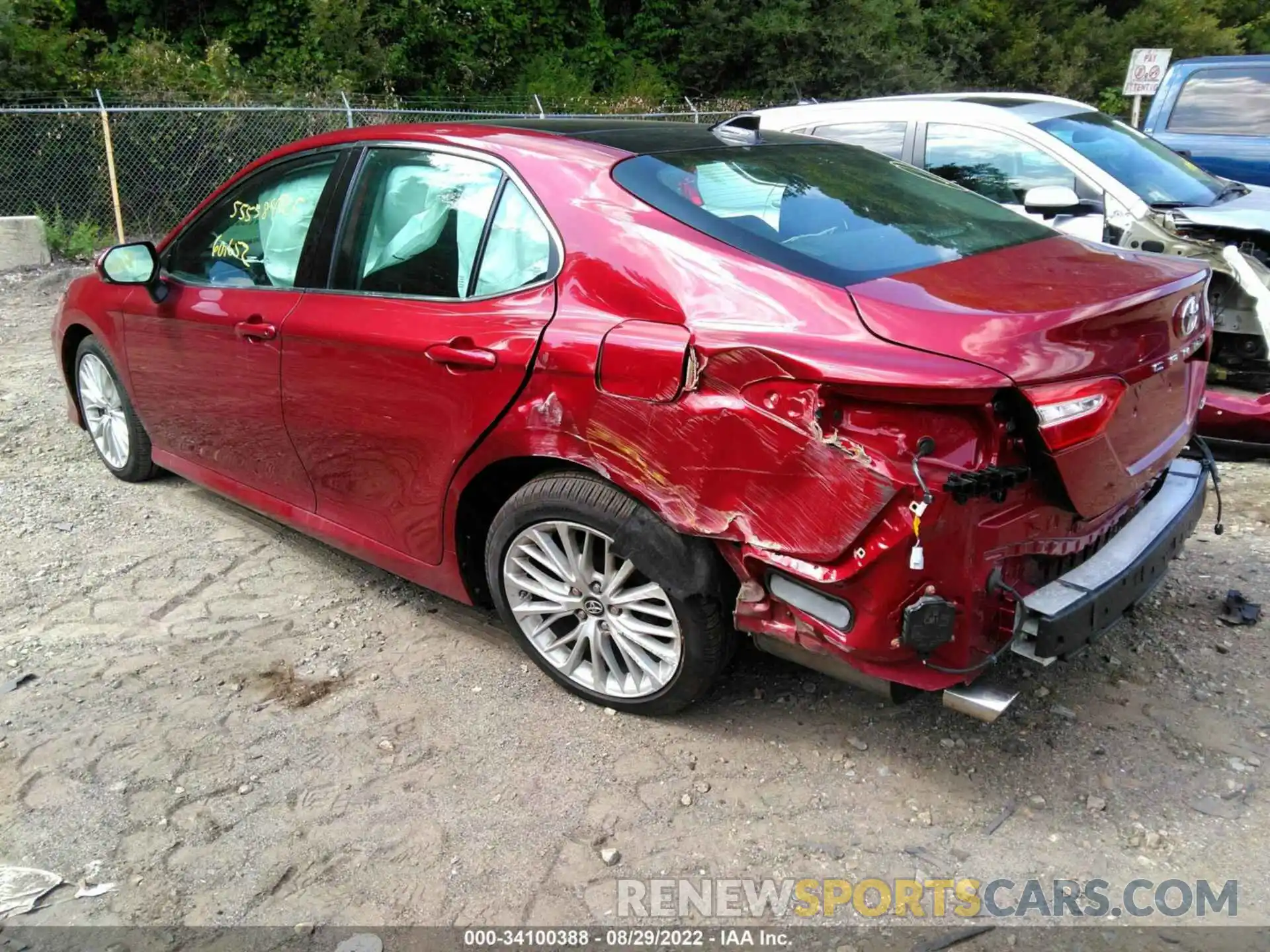 3 Photograph of a damaged car 4T1BZ1HK5KU507395 TOYOTA CAMRY 2019