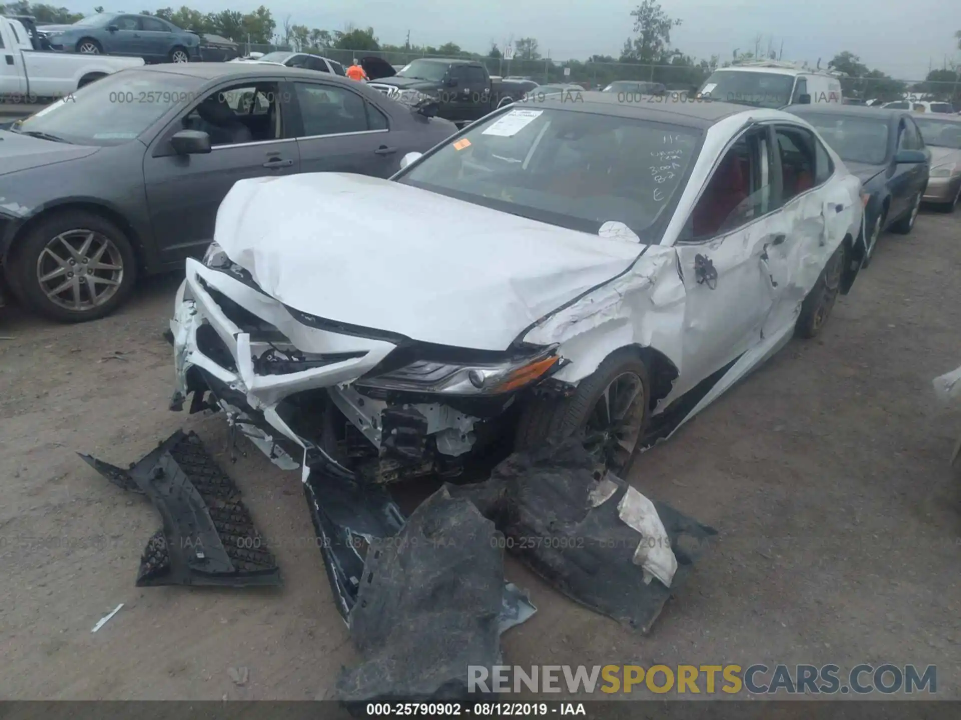 6 Photograph of a damaged car 4T1BZ1HK5KU507686 TOYOTA CAMRY 2019