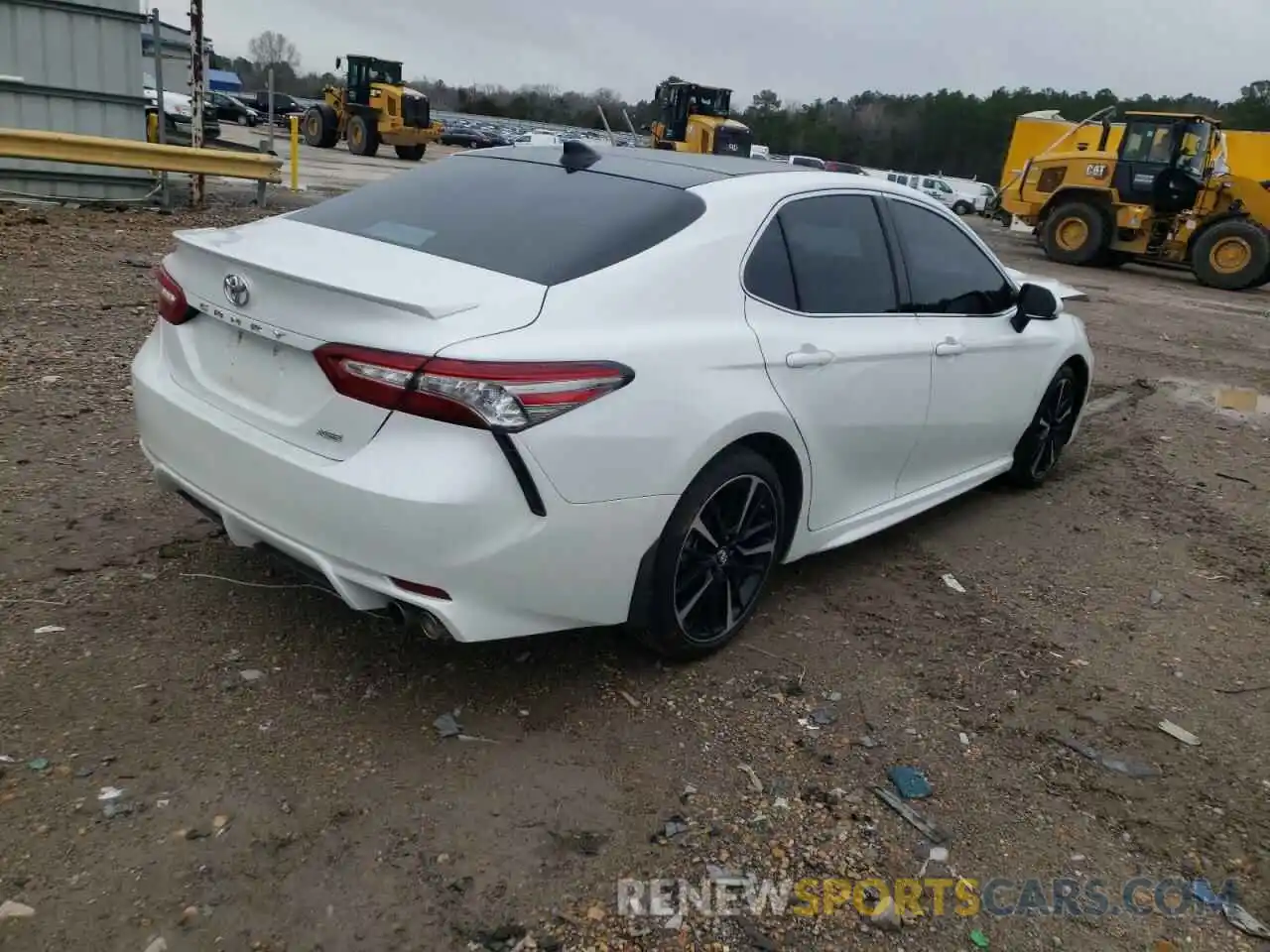 4 Photograph of a damaged car 4T1BZ1HK5KU508059 TOYOTA CAMRY 2019