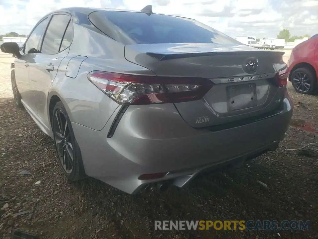 3 Photograph of a damaged car 4T1BZ1HK6KU021744 TOYOTA CAMRY 2019