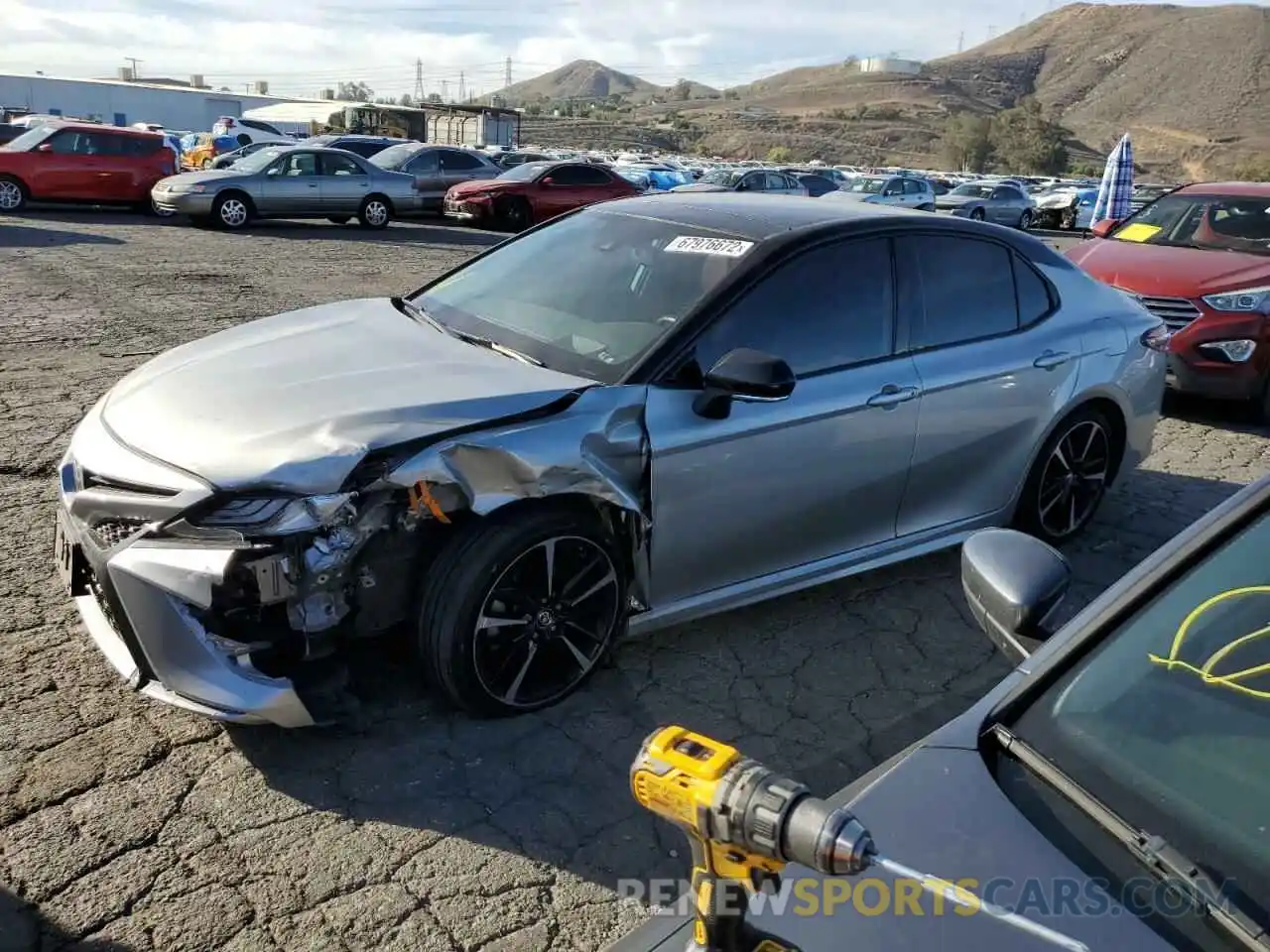 1 Photograph of a damaged car 4T1BZ1HK6KU023980 TOYOTA CAMRY 2019