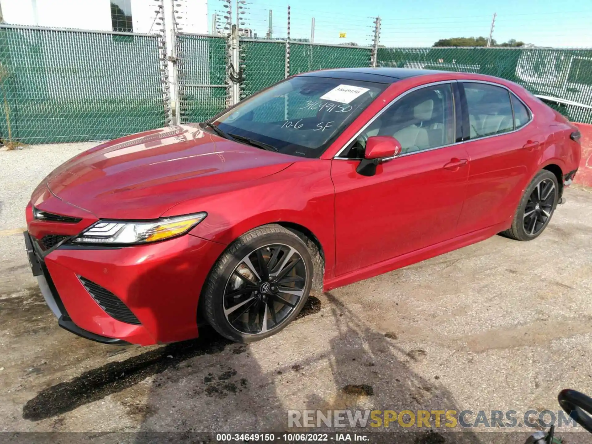 2 Photograph of a damaged car 4T1BZ1HK6KU024062 TOYOTA CAMRY 2019