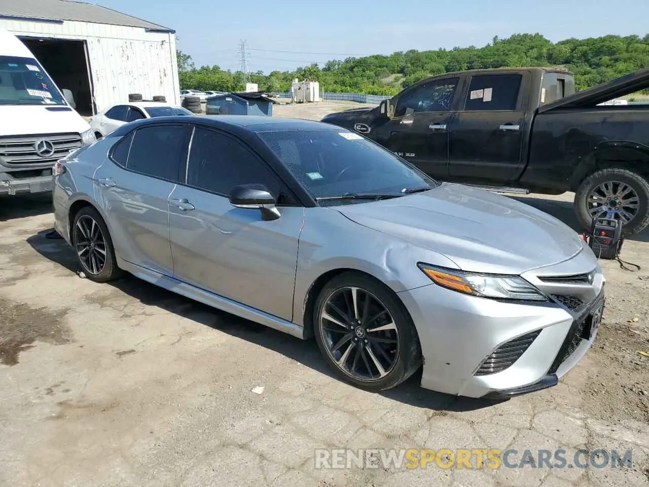 4 Photograph of a damaged car 4T1BZ1HK6KU024871 TOYOTA CAMRY 2019