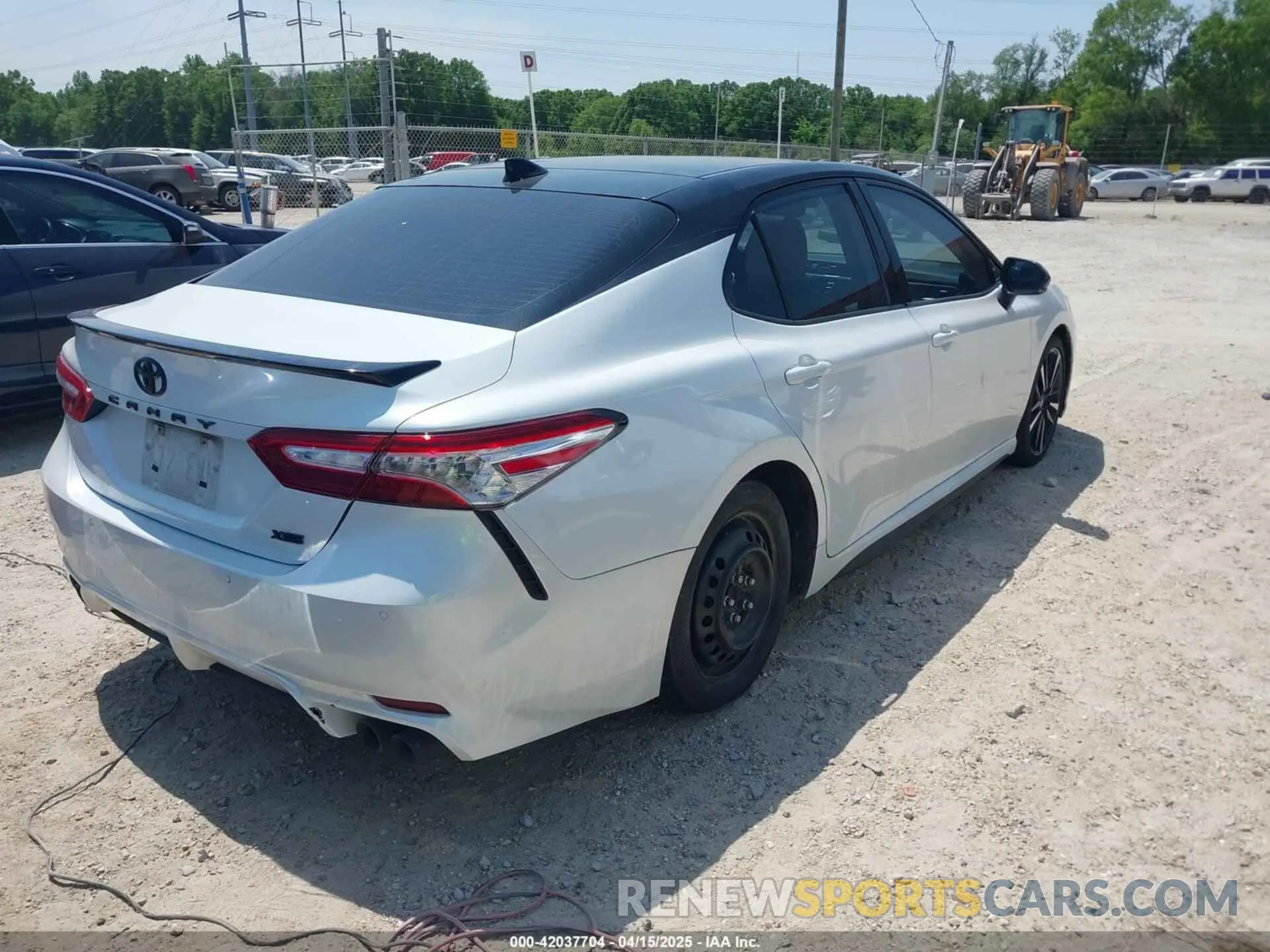 5 Photograph of a damaged car 4T1BZ1HK6KU032078 TOYOTA CAMRY 2019