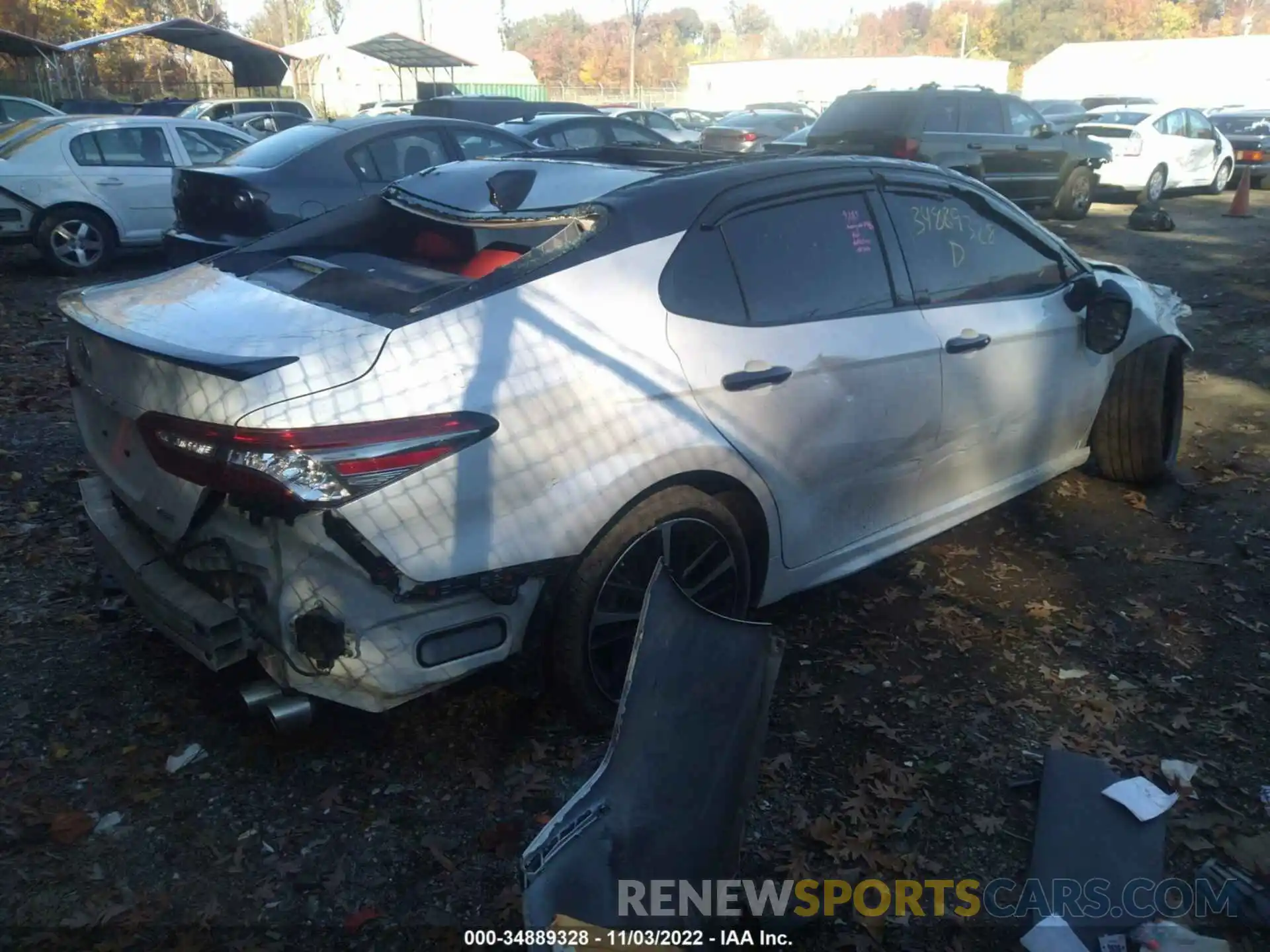 4 Photograph of a damaged car 4T1BZ1HK6KU033098 TOYOTA CAMRY 2019