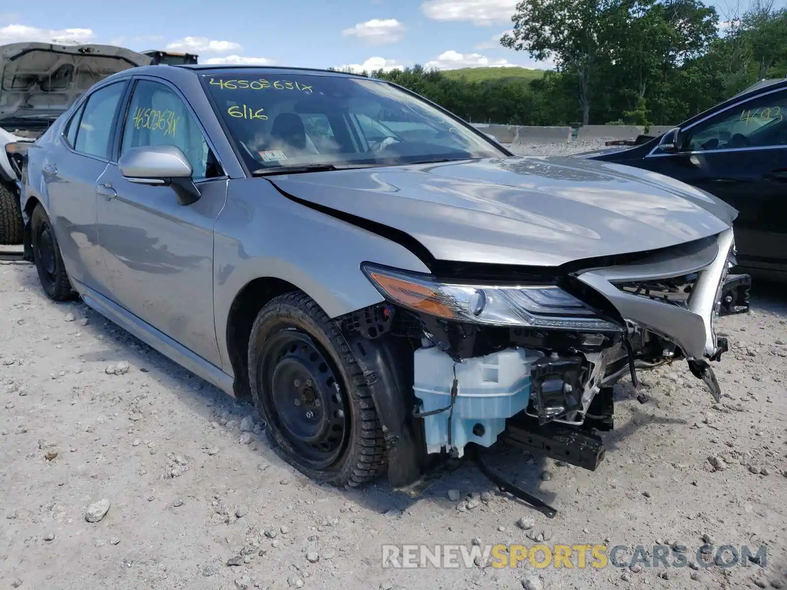 1 Photograph of a damaged car 4T1BZ1HK6KU508412 TOYOTA CAMRY 2019