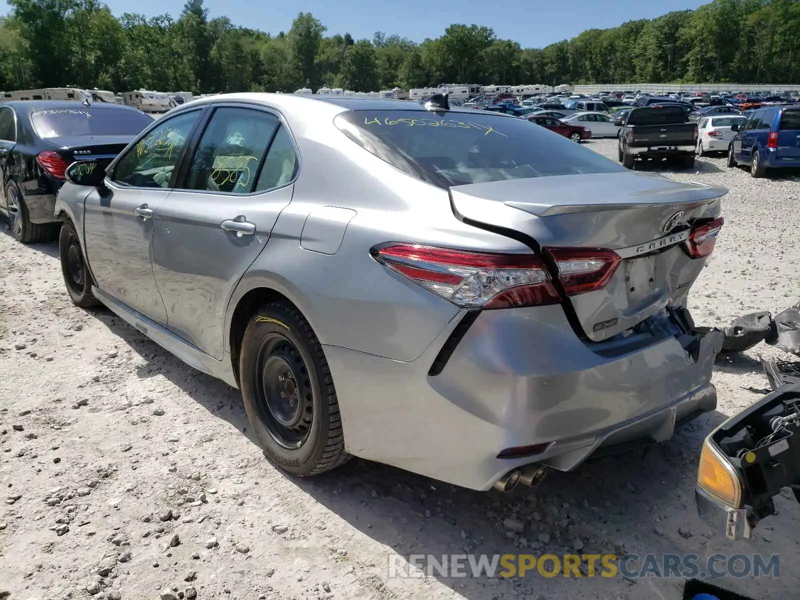 3 Photograph of a damaged car 4T1BZ1HK6KU508412 TOYOTA CAMRY 2019