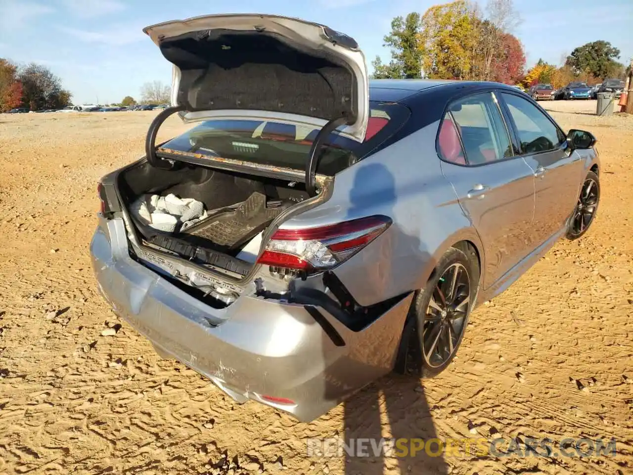 4 Photograph of a damaged car 4T1BZ1HK7KU023762 TOYOTA CAMRY 2019